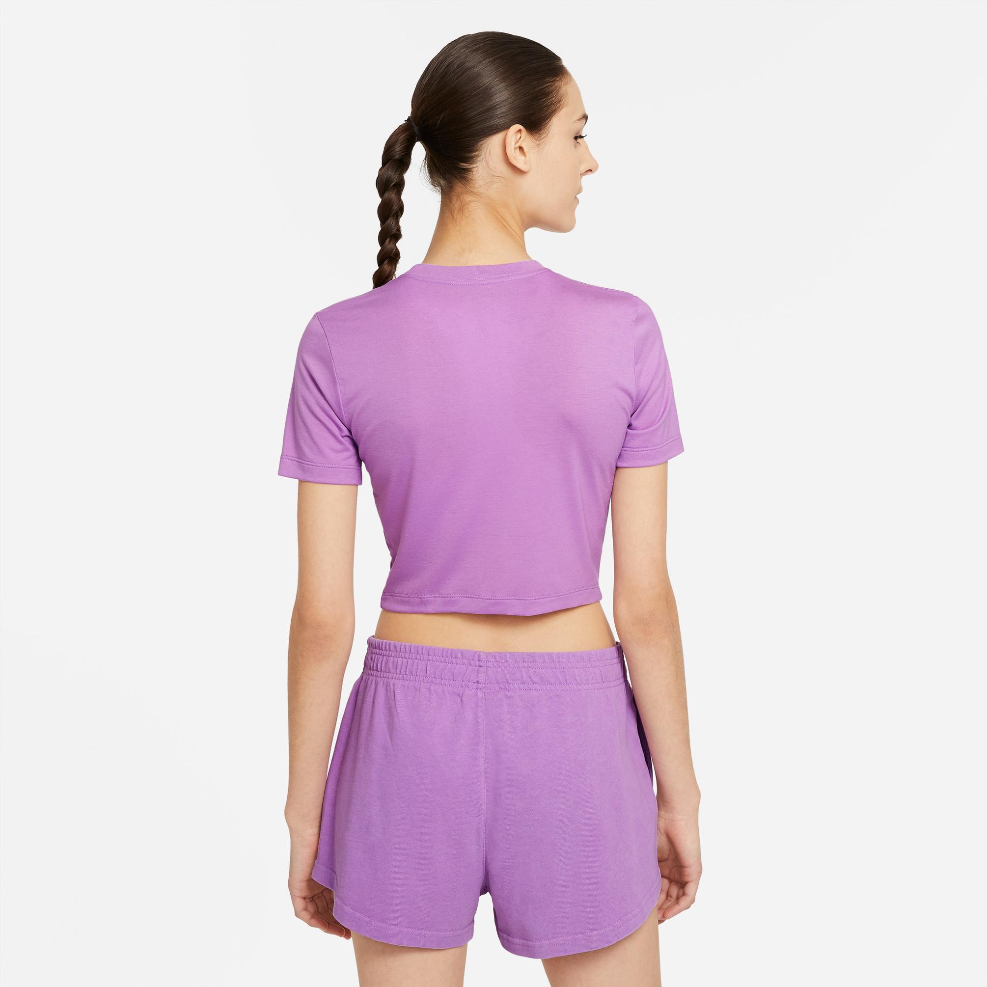  Nike Sportswear Essential Kadın Mor Crop Top T-Shirt