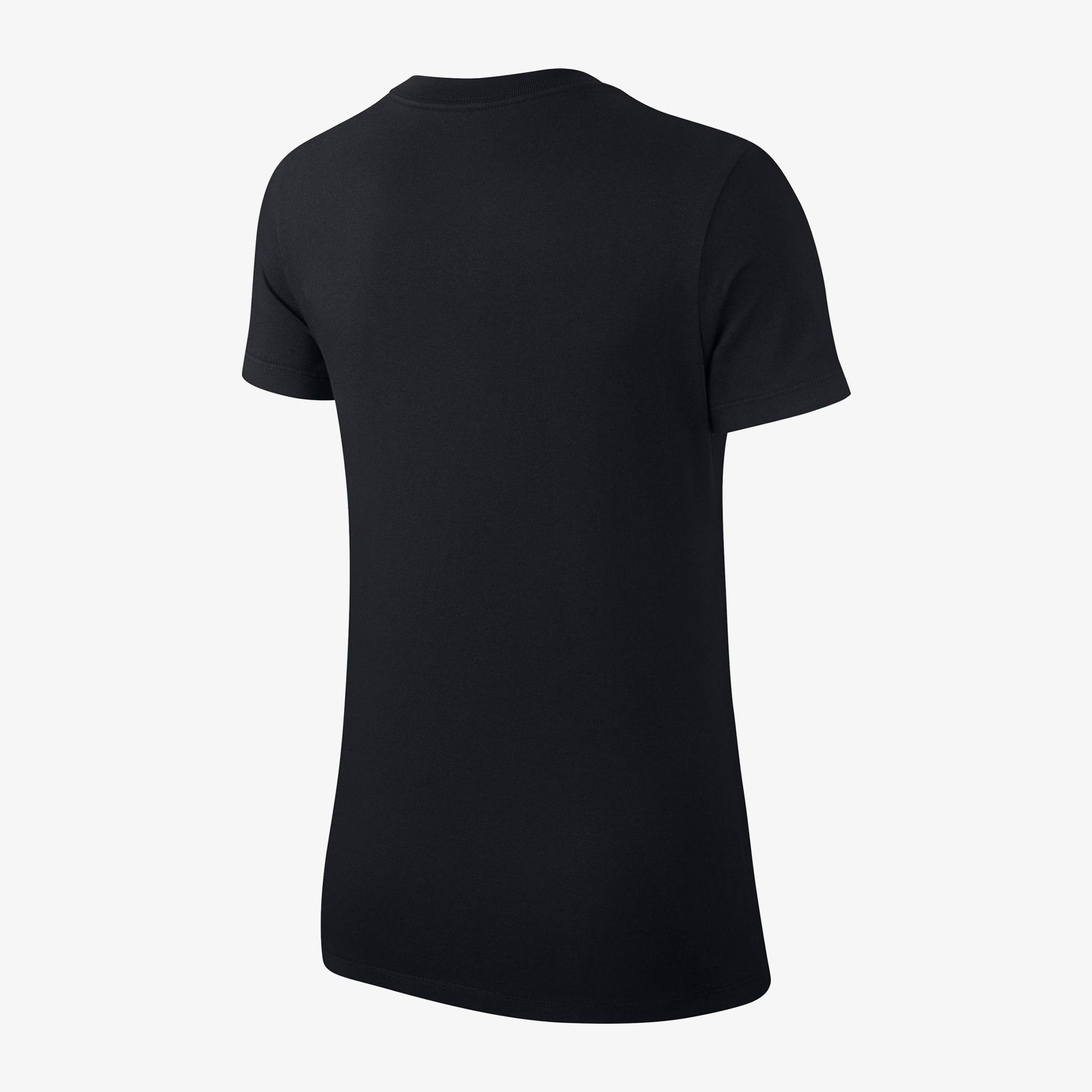  Nike Sportswear Essential Kadın Siyah T-Shirt