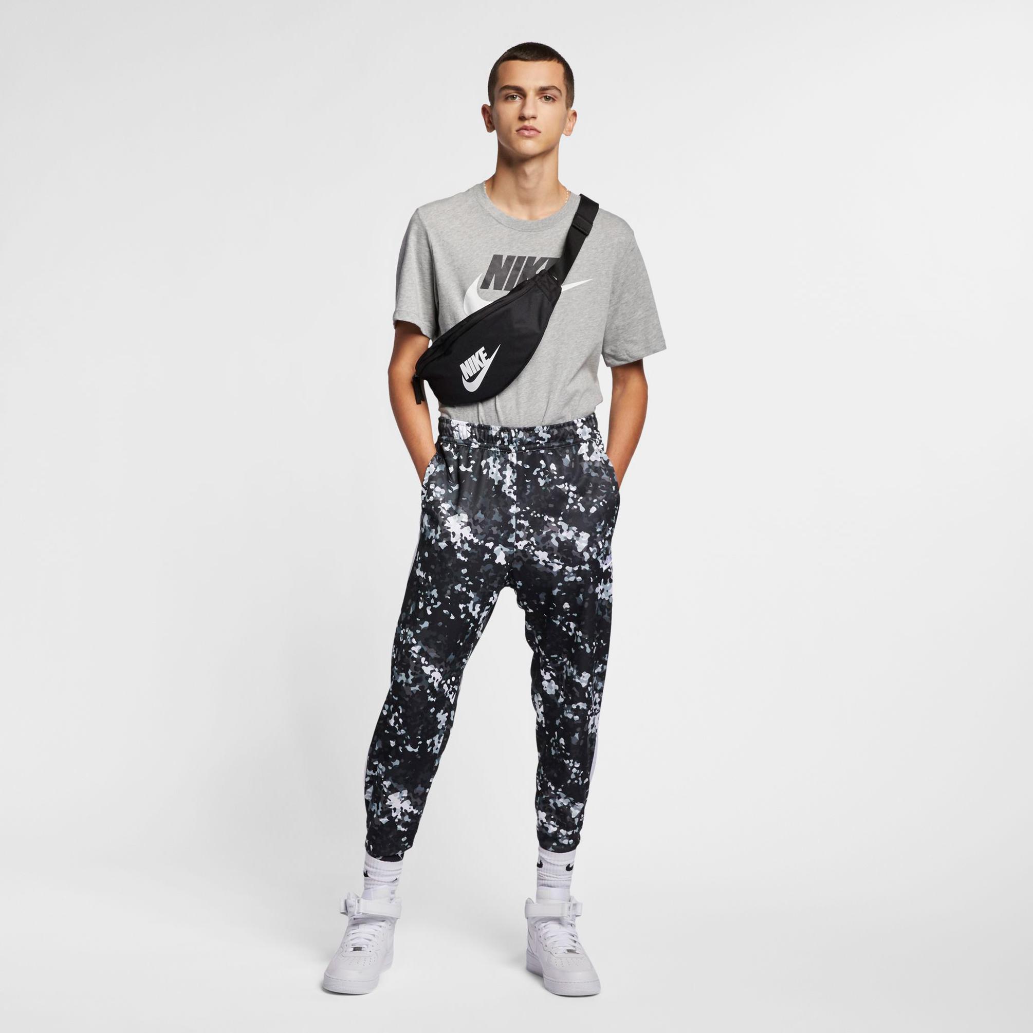  Nike Sportswear Icon Futura Erkek Gri T-Shirt