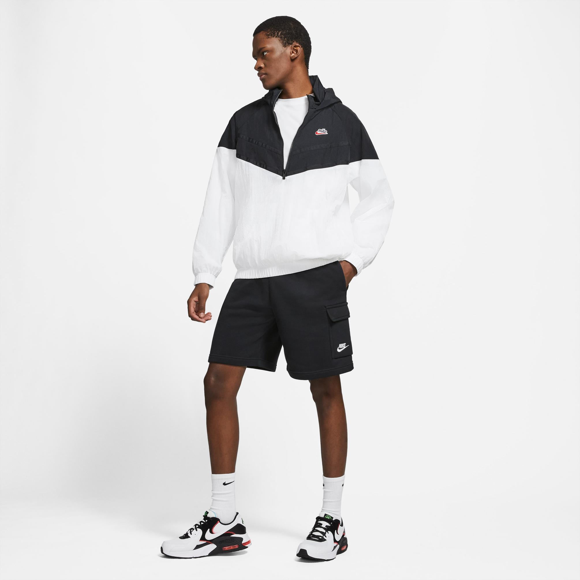  Nike Sportswear Club Erkek Siyah Şort
