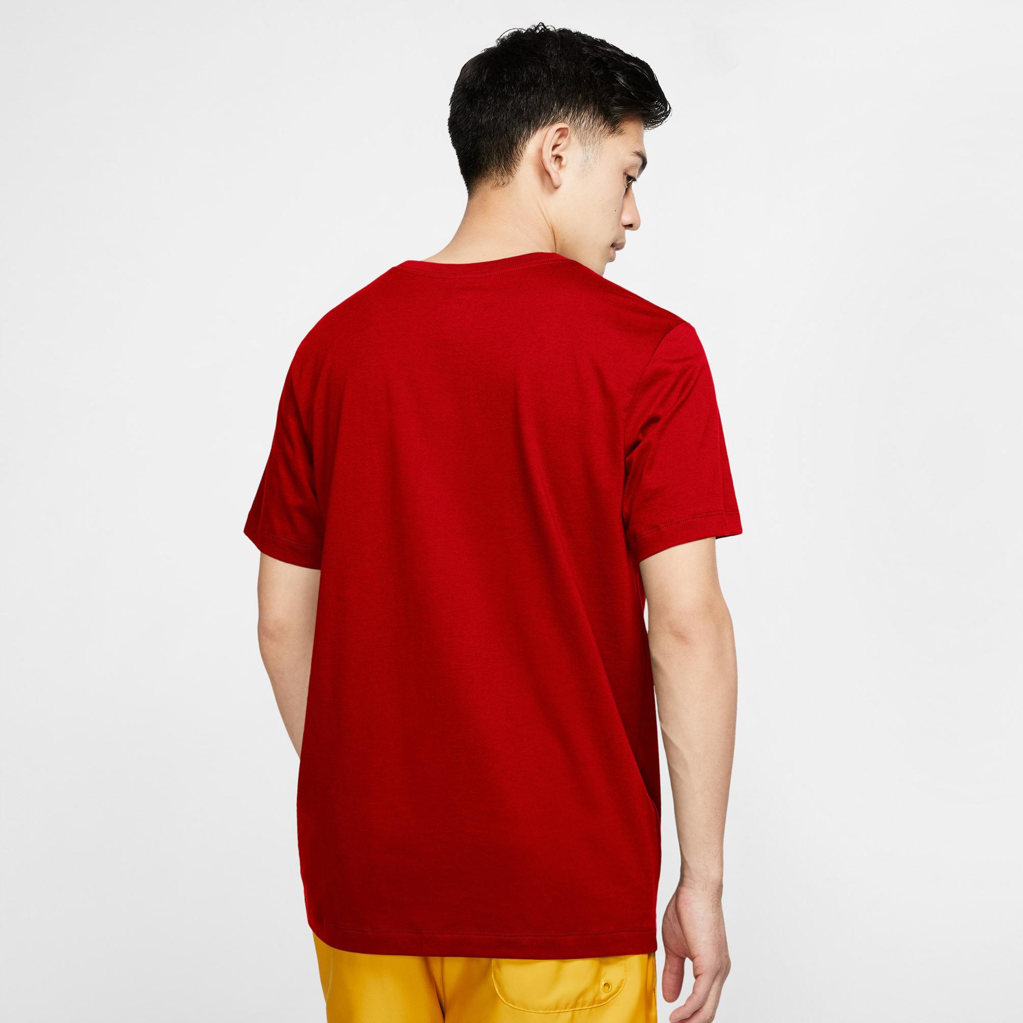  Nike Sportswear Erkek Kırmızı T-Shirt