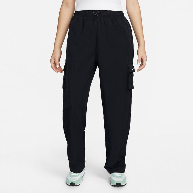  Nike Sportswear Essentials Woven Kadın Siyah Eşofman Altı