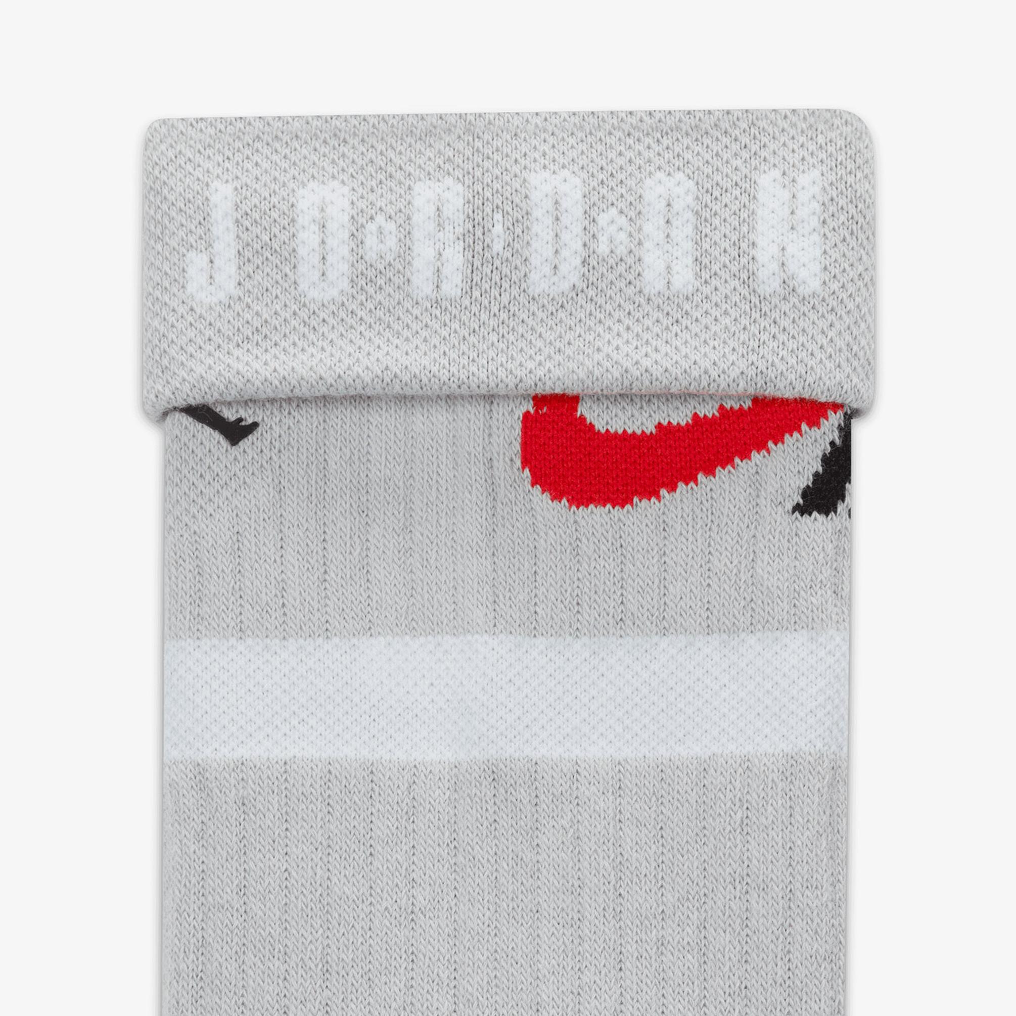  Jordan Legacy Unisex Gri Çorap