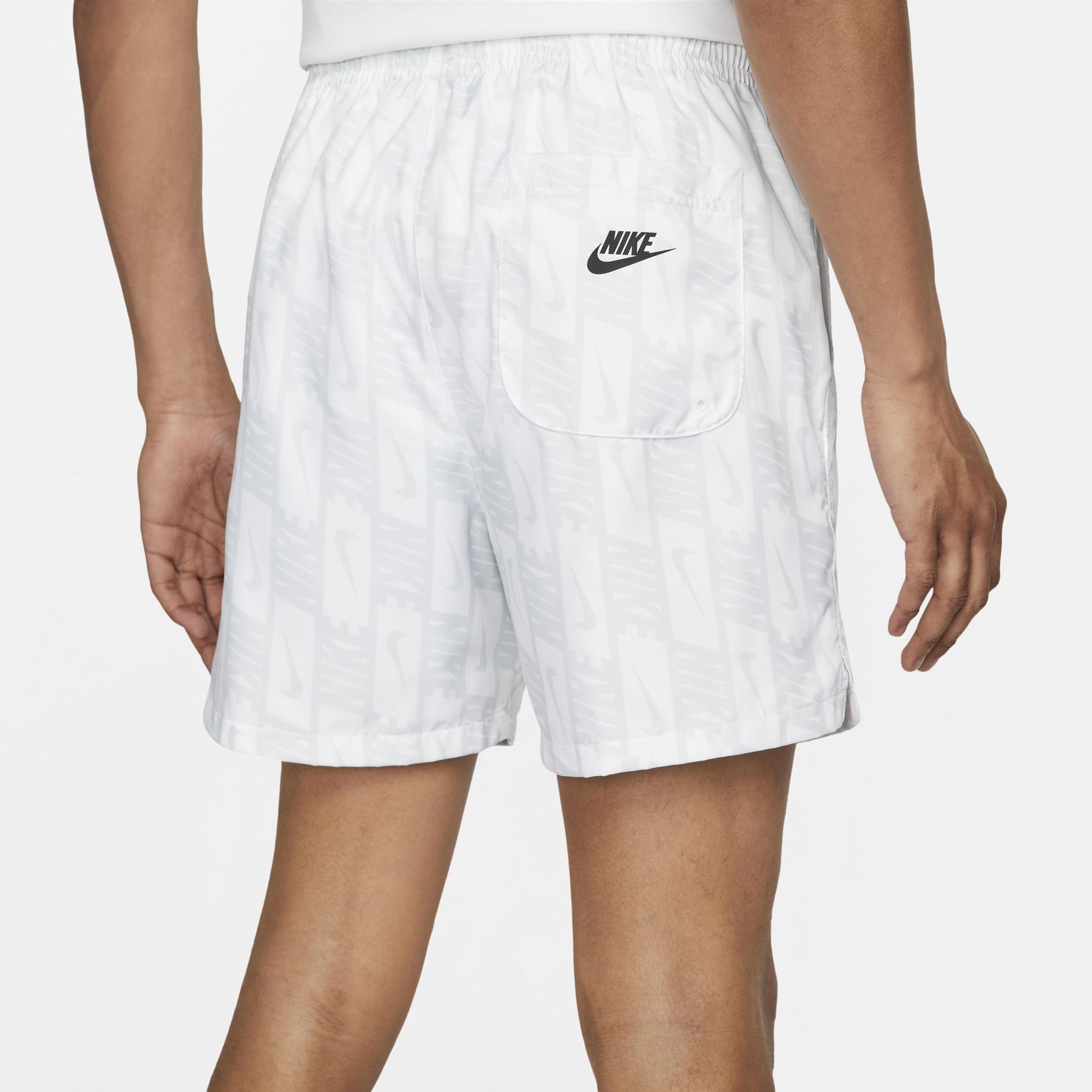  Nike Sportswear Erkek Beyaz Şort
