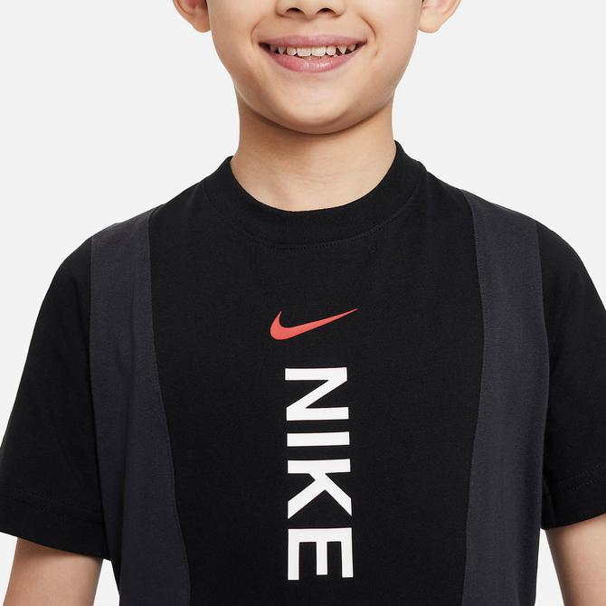  Nike Sportswear Hybrid Çocuk Siyah T-Shirt