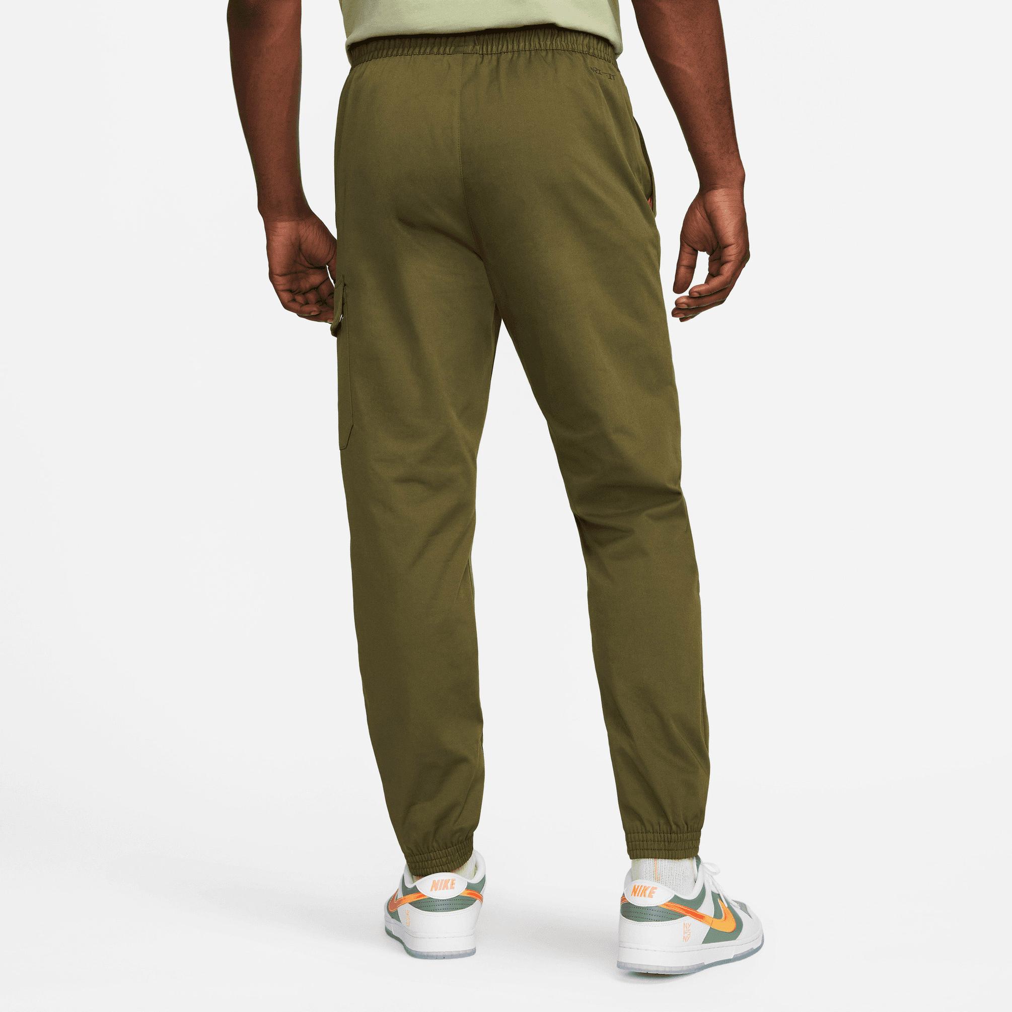  Nike Sportswear Spu Woven Erkek Yeşil Eşofman Altı