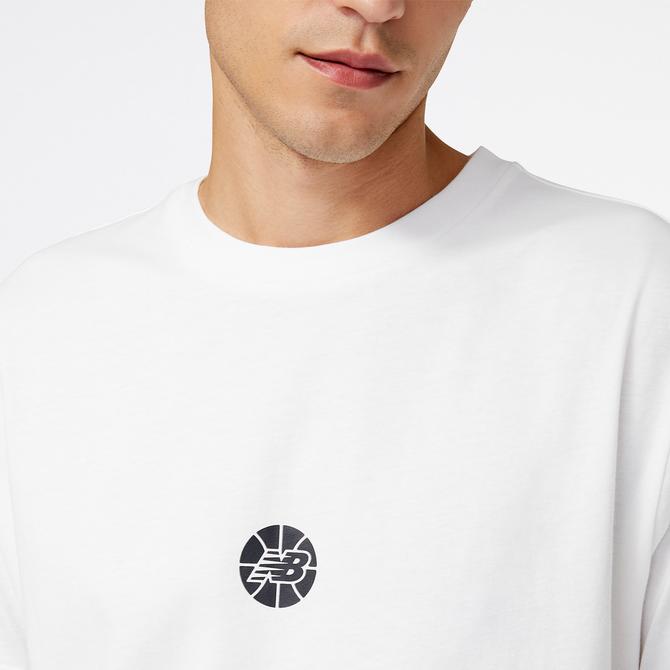  New Balance Hoops Essentials Erkek Beyaz T-Shirt
