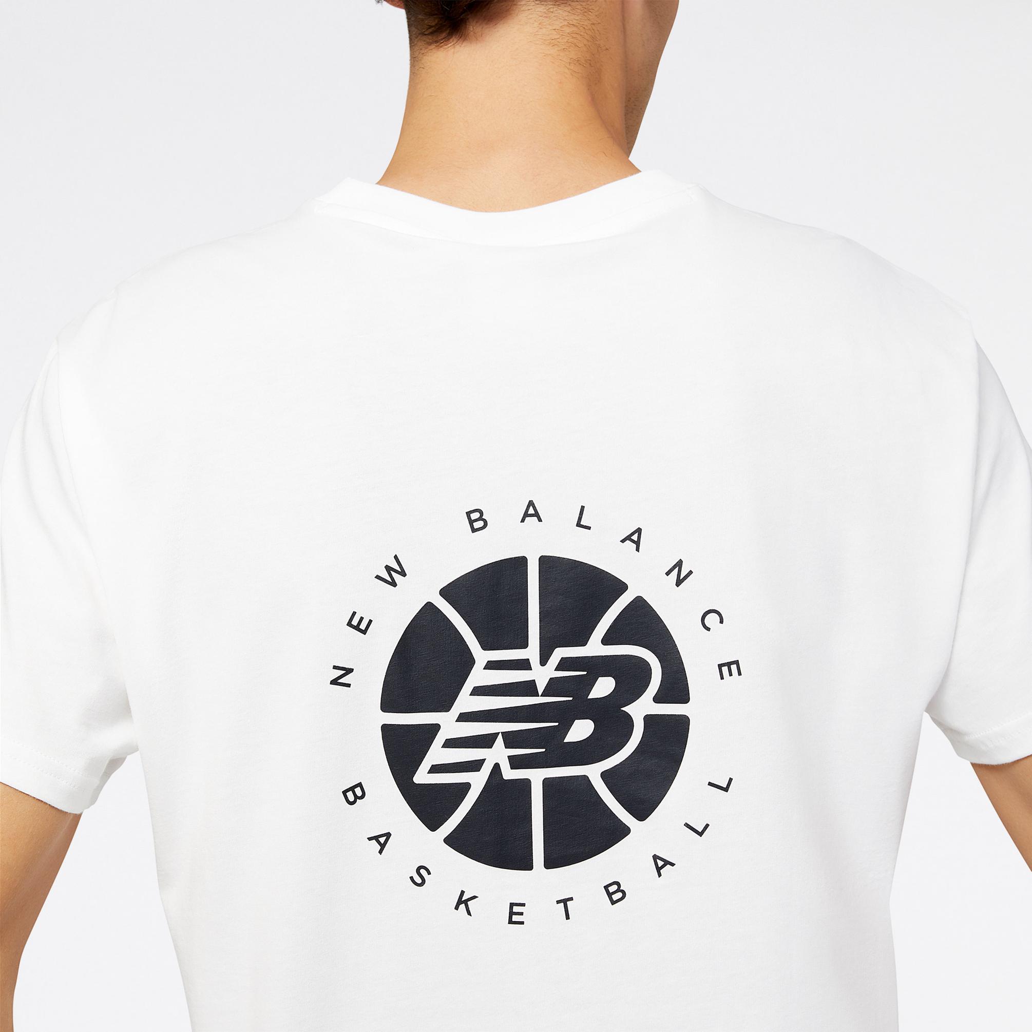  New Balance Hoops Essentials Erkek Beyaz T-Shirt
