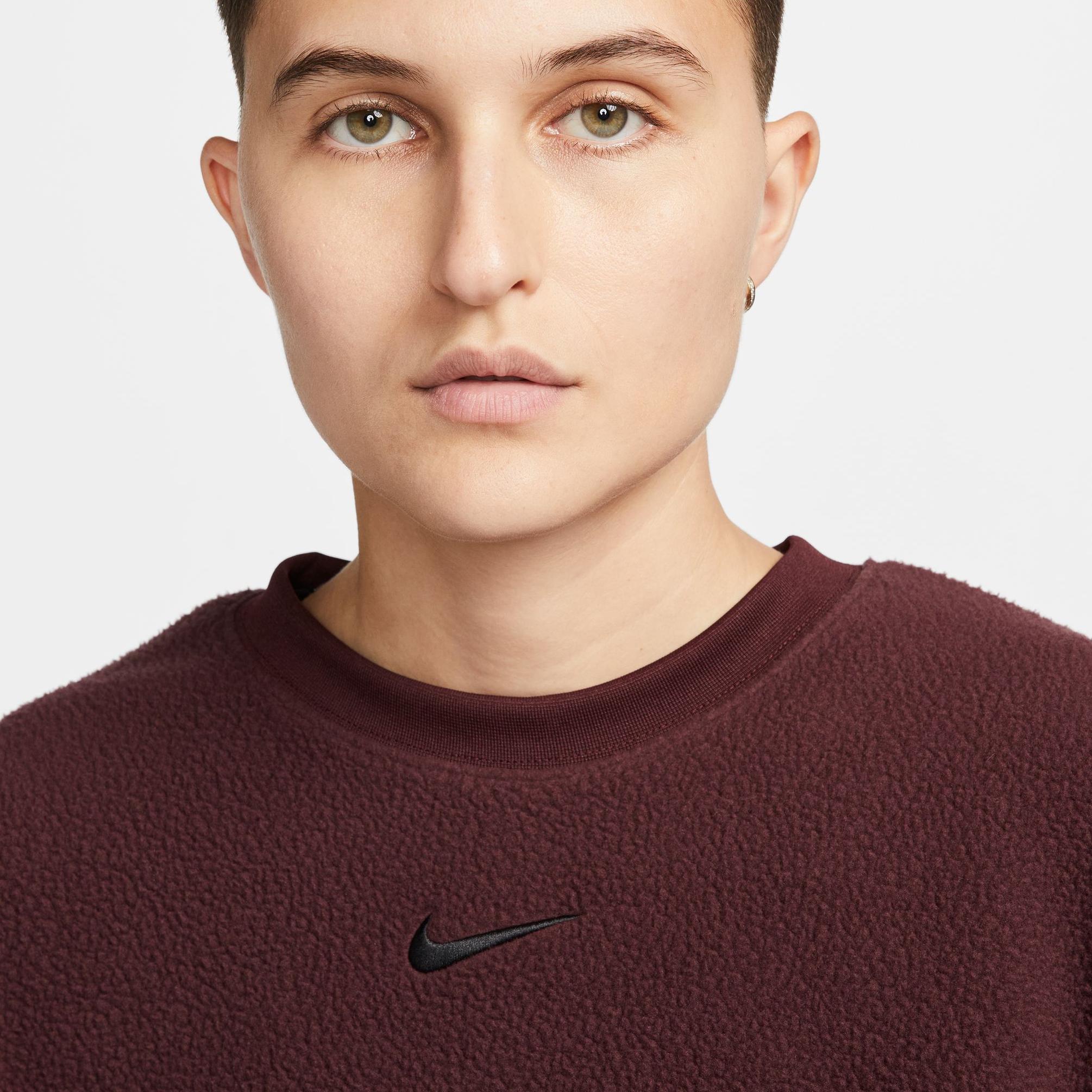  Nike Sportswear Plush Kısa Sıfır Yaka Kadın Bordo Sweatshirt