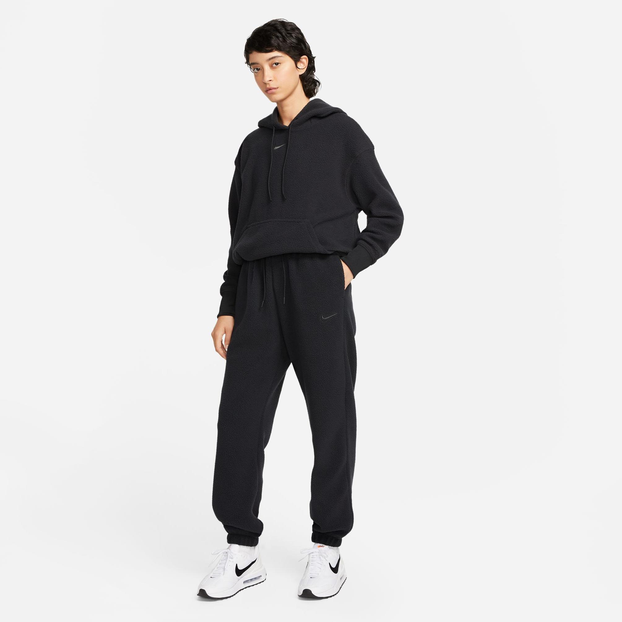  Nike Sportswear Plush Oversize Fit Kadın Siyah Eşofman Altı