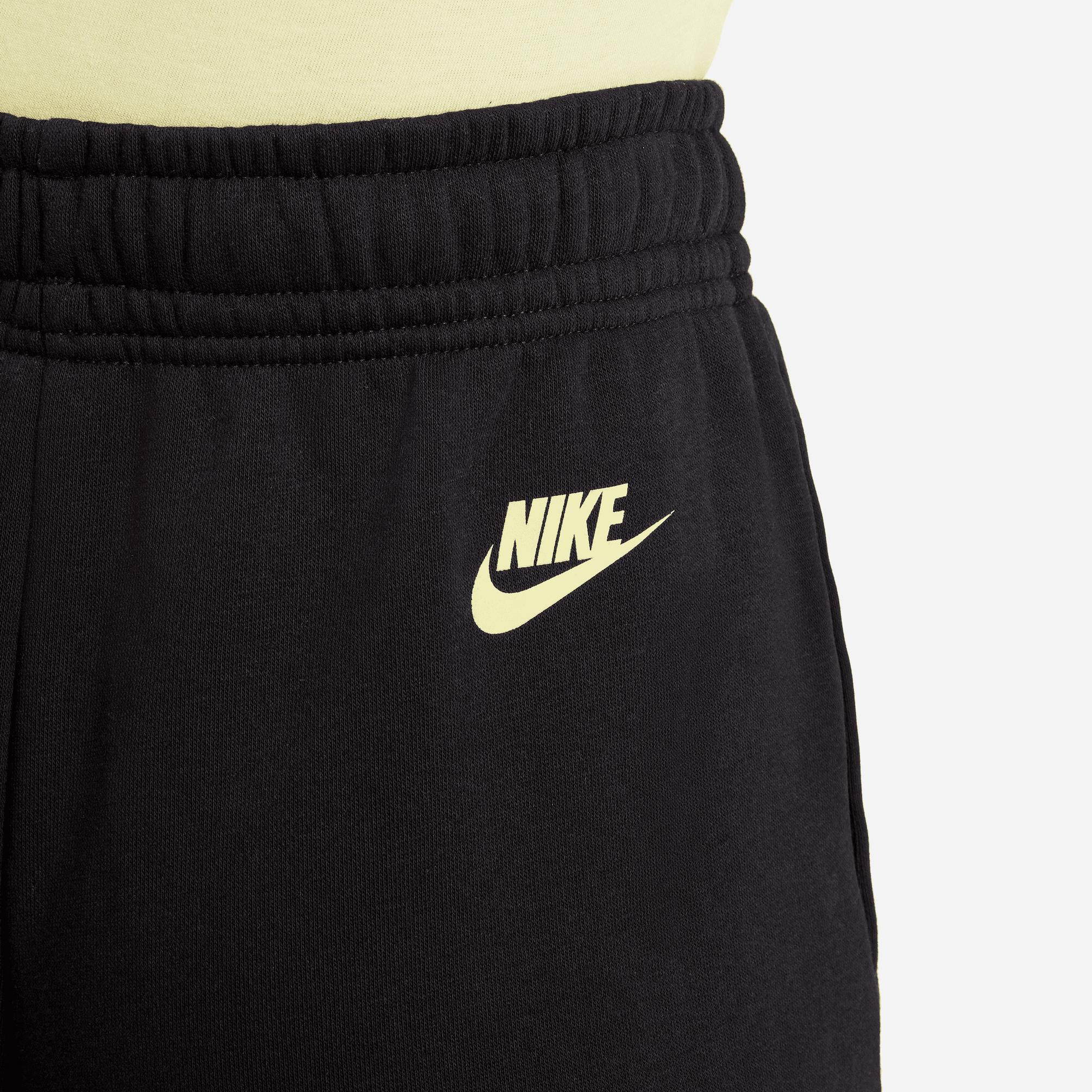  Nike Sportswear Bol Kesimli Fleece Genç Çocuk Siyah Eşofman Altı