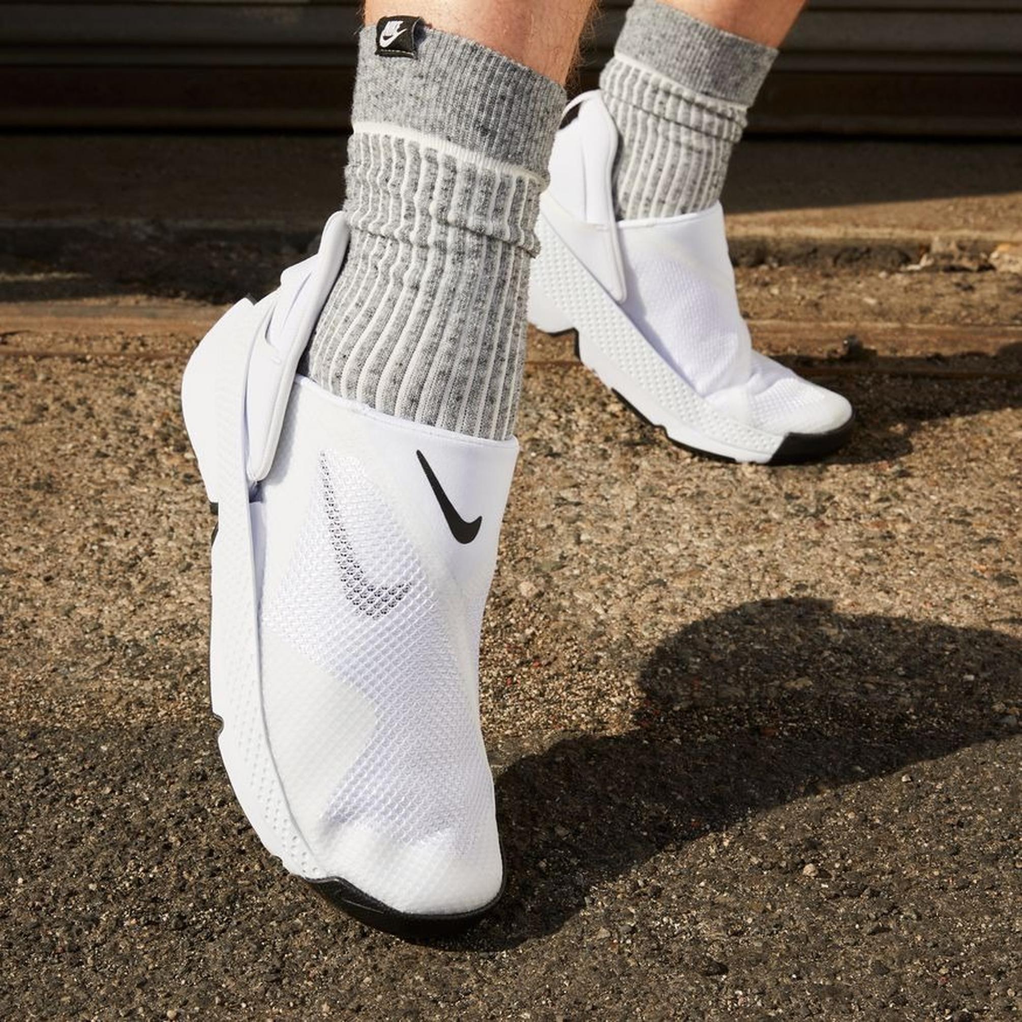  Nike Go Flyease Kadın Beyaz Spor Ayakkabı