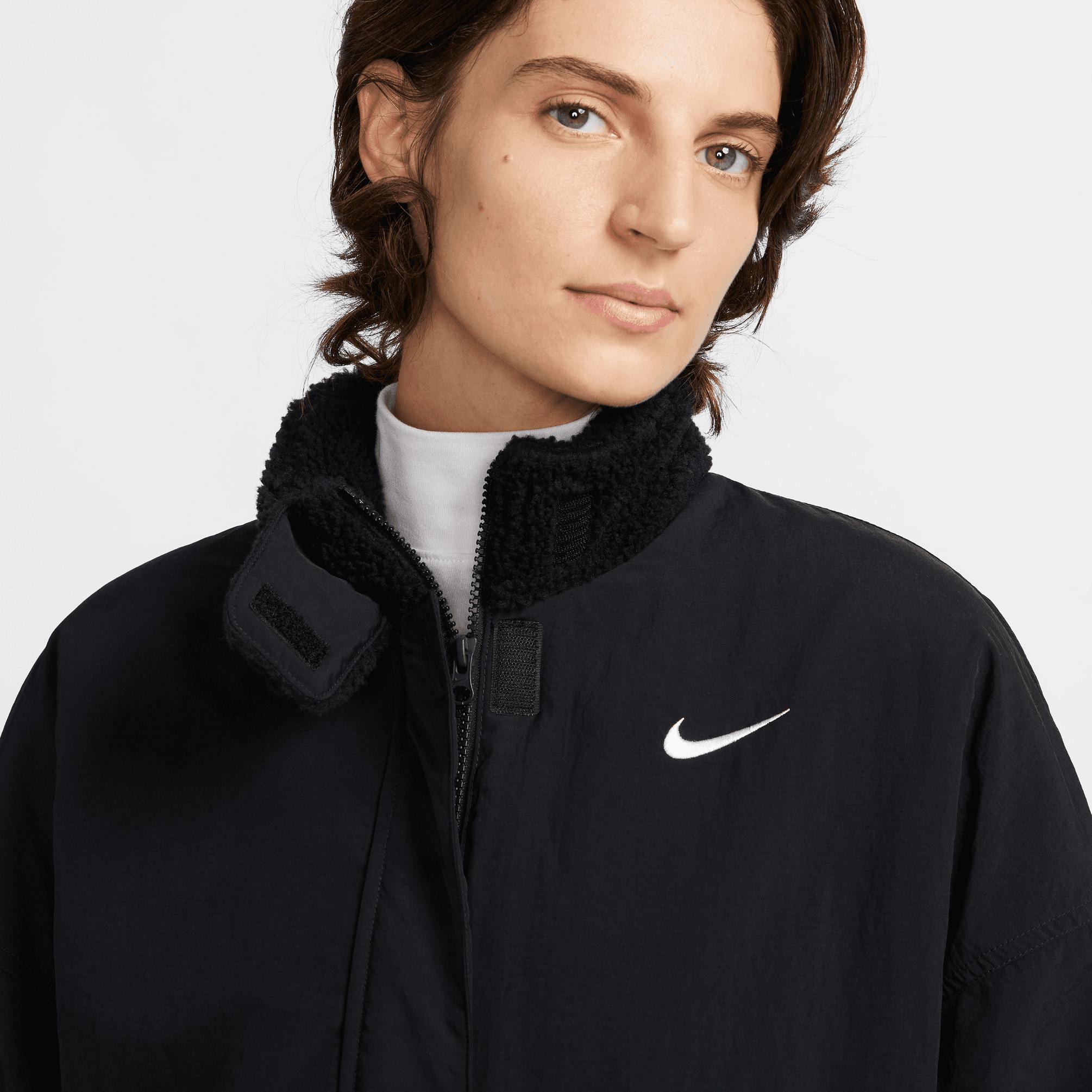 Nike Sportswear Essential Fleece Kadın Siyah Ceket