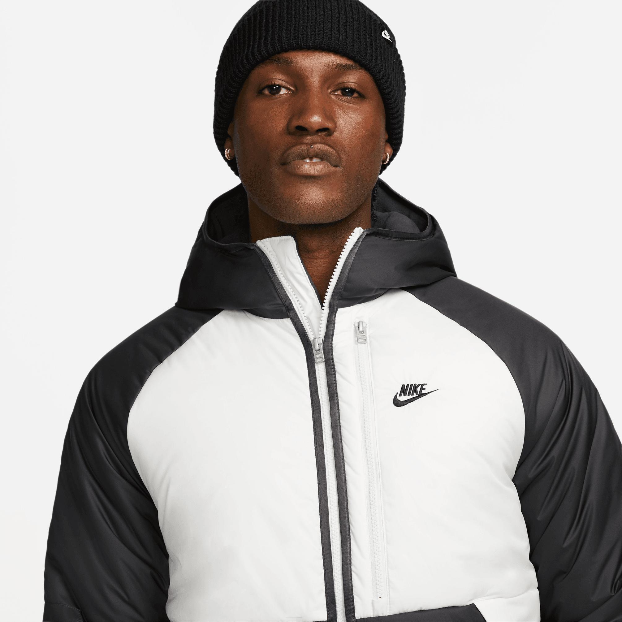  Nike Sportswear Therma Fit Legacy Erkek Siyah/Beyaz Mont