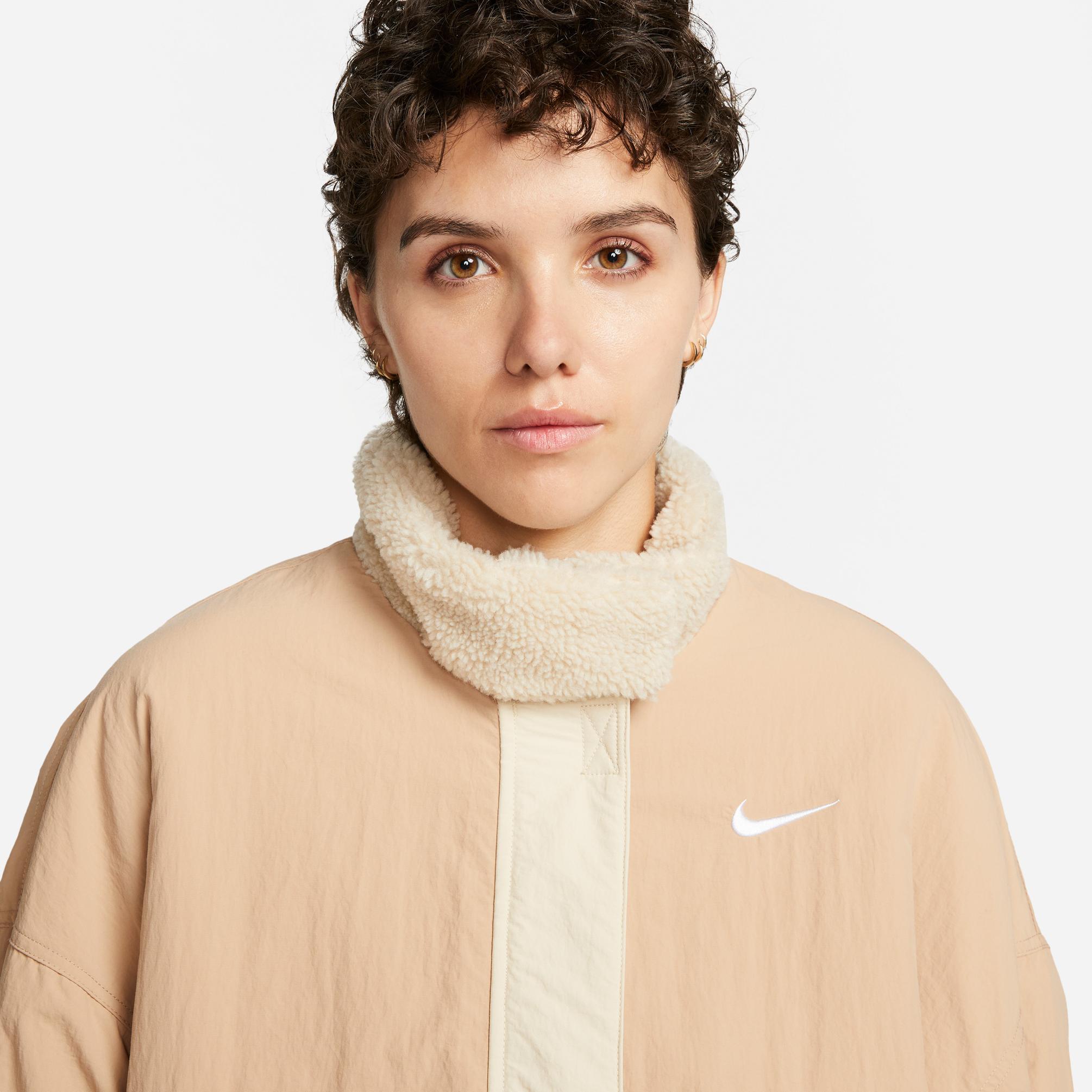  Nike Essentials Kadın Kahverengi Ceket