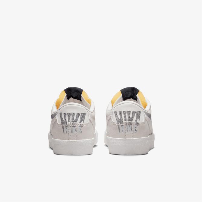  Nike Blazer Low '77 Premium Erkek Gri Sneaker