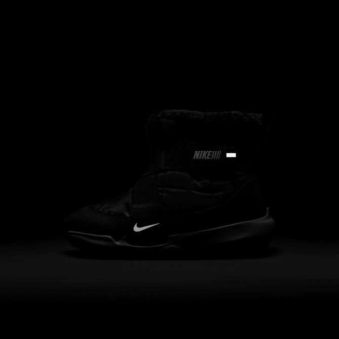  Nike Flex Advance Çocuk Siyah Bot