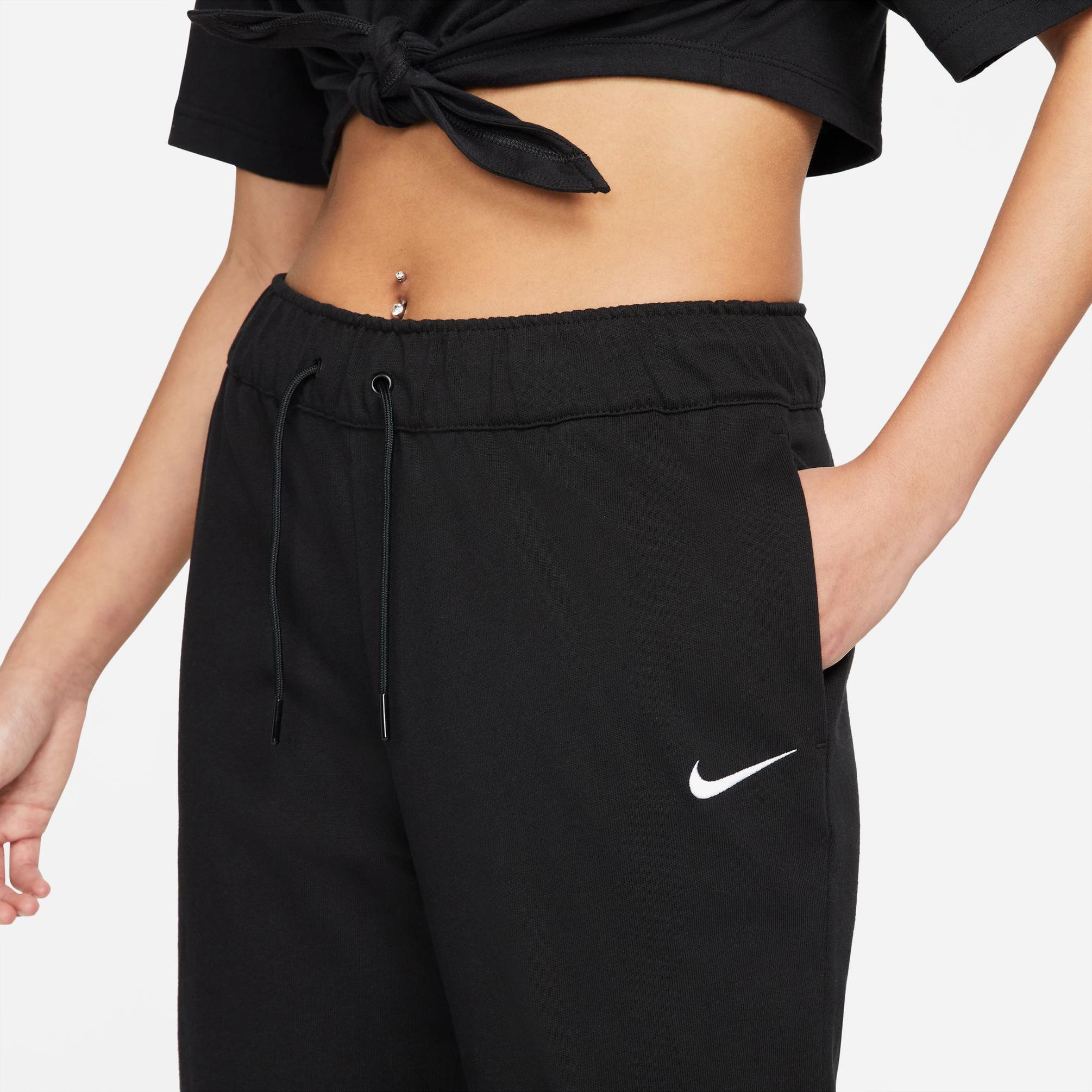  Nike Sportswear Kadın Siyah Eşofman Altı