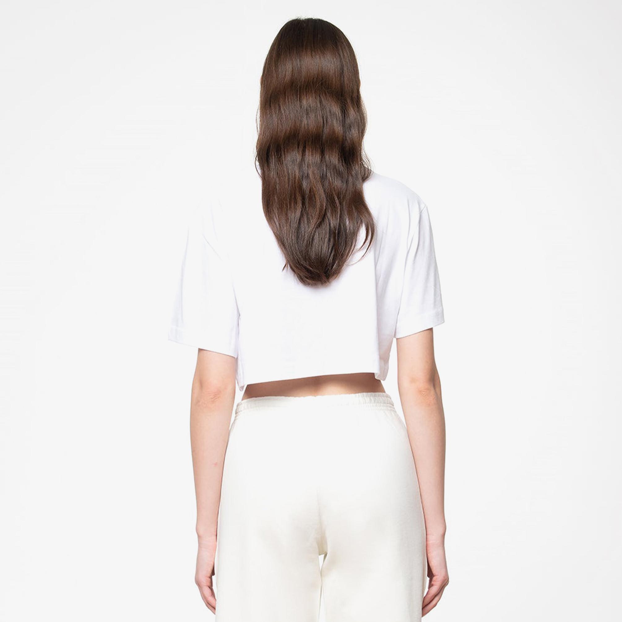  Soon To Be Announced Essentials Logo S/S Kadın Beyaz Crop T-Shirt