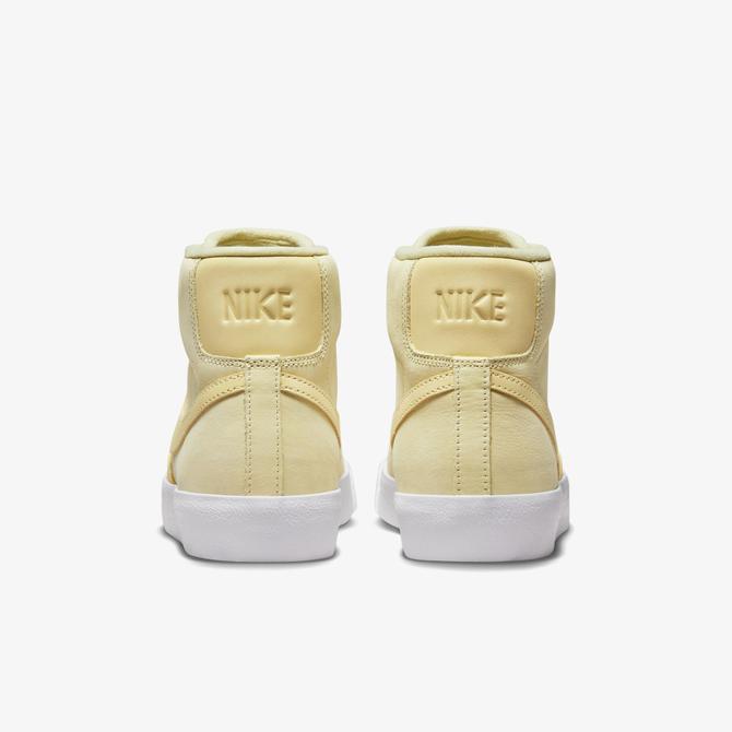  Nike Blazer Mid Premium Kadın Sarı Spor Ayakkabı