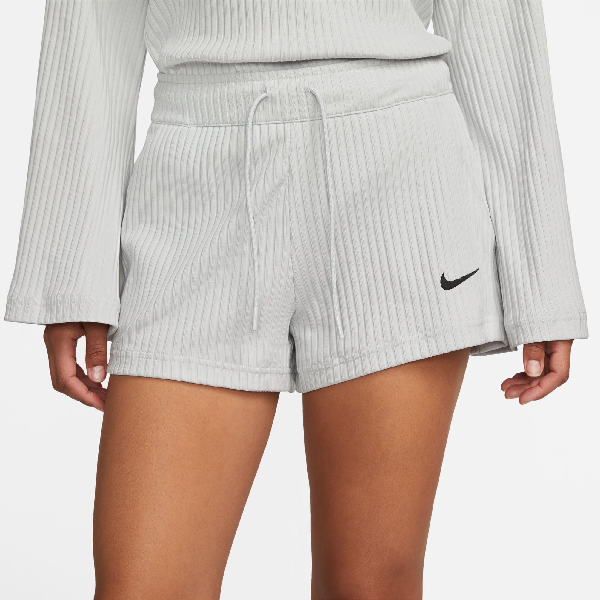  Nike Sportswear Rib Jersey Kadın Gri Şort