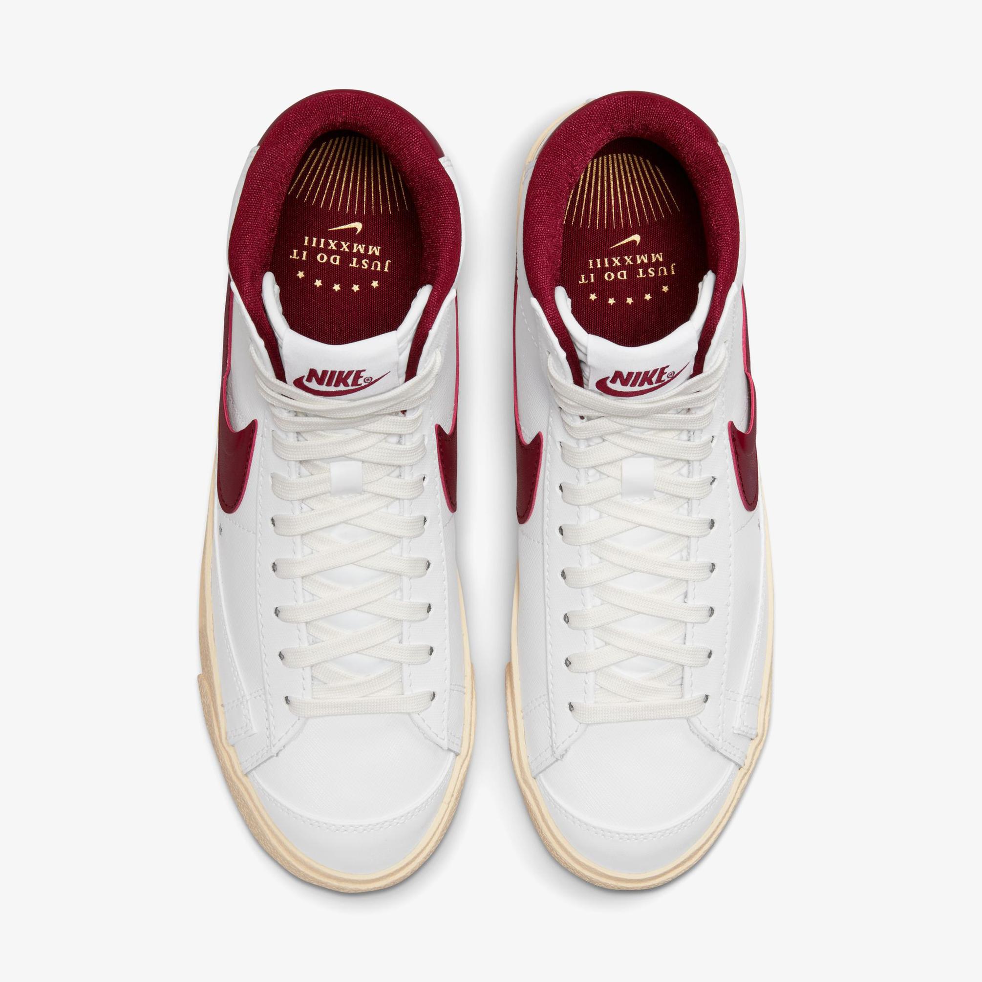  Nike Blazer Mid '77 Se Kadın Beyaz Sneaker