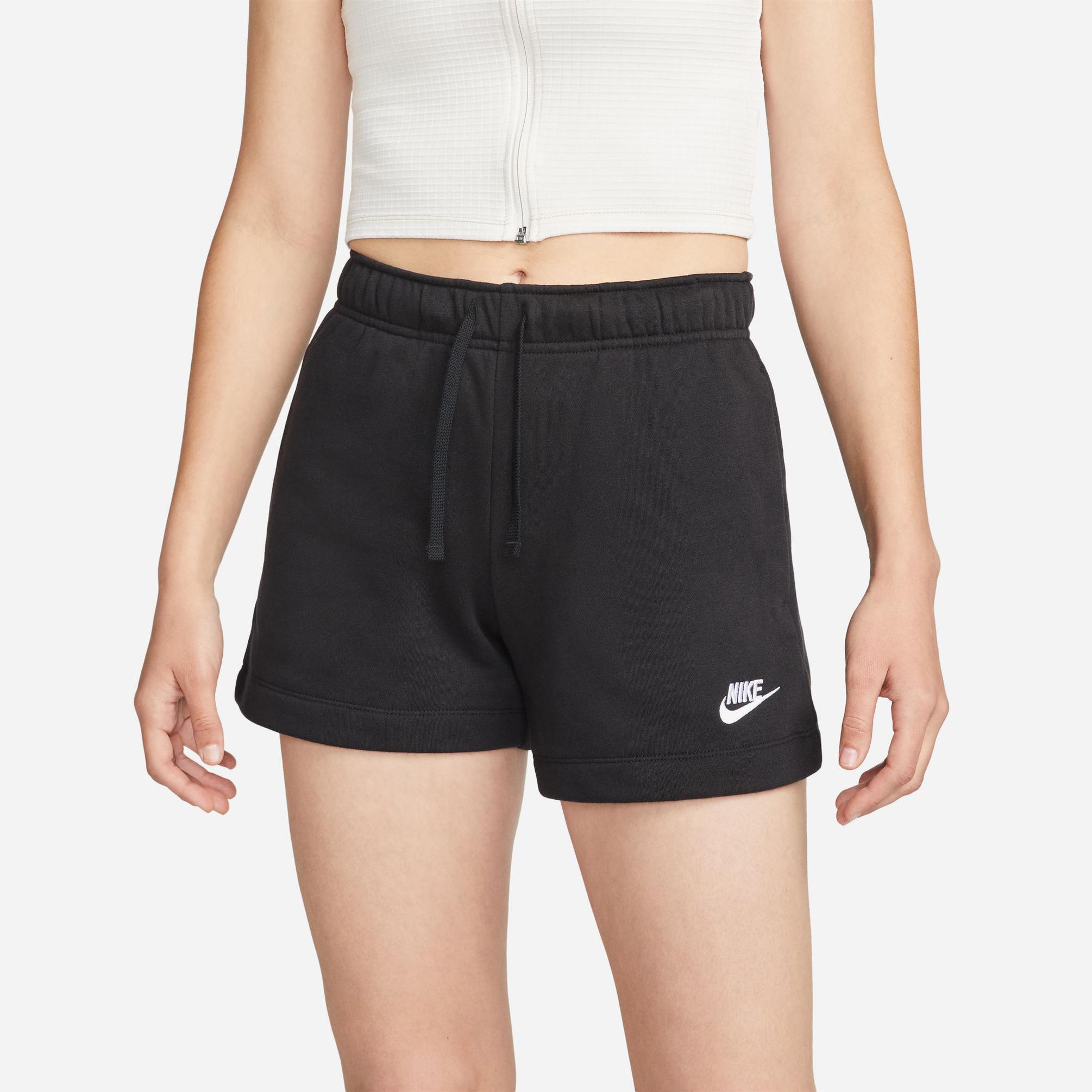  Nike Sportswear Club Fleece Mid-Rise Kadın Siyah Şort