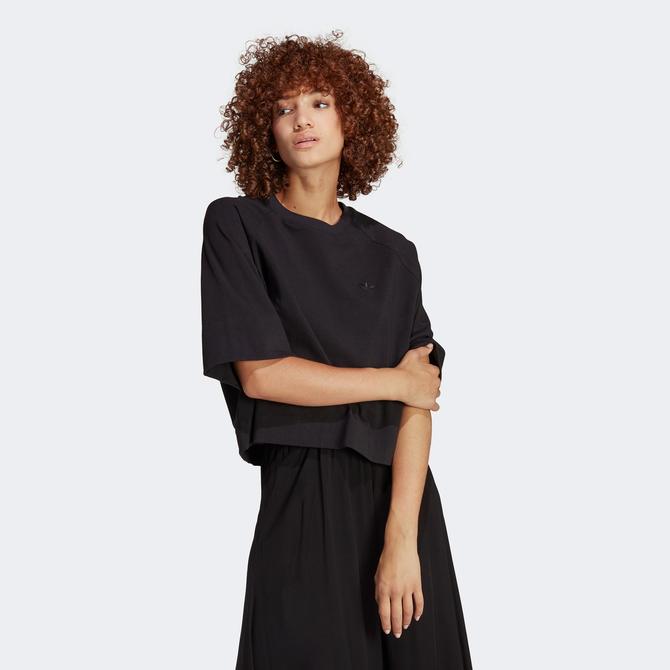  adidas Premium Essentials Kadın Siyah T-Shirt