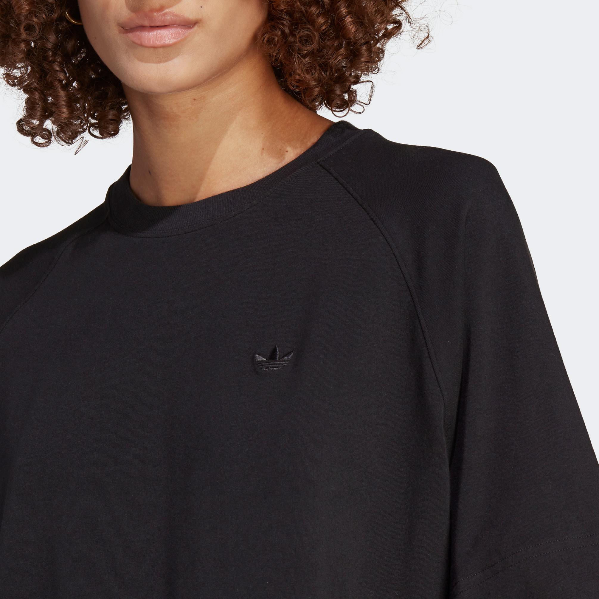  adidas Premium Essentials Kadın Siyah T-Shirt