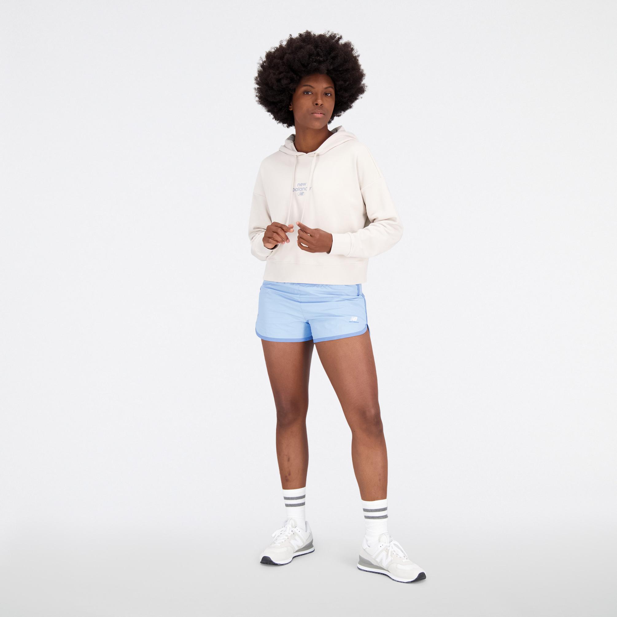 New Balance Essentials Reimagined Archive Kadın Beyaz Hoodie
