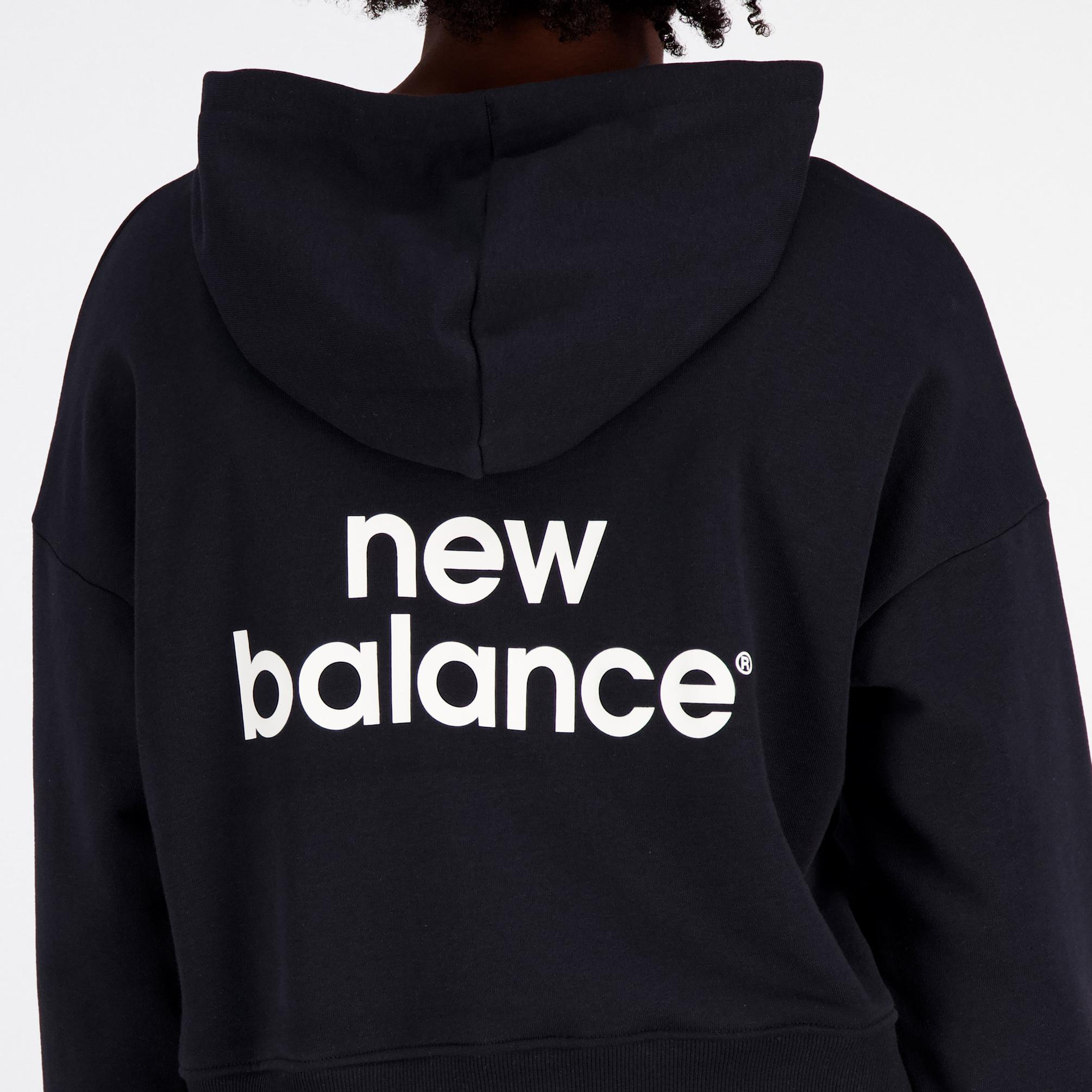  New Balance Essentials Reimagined Archive Kadın Siyah Hoodie