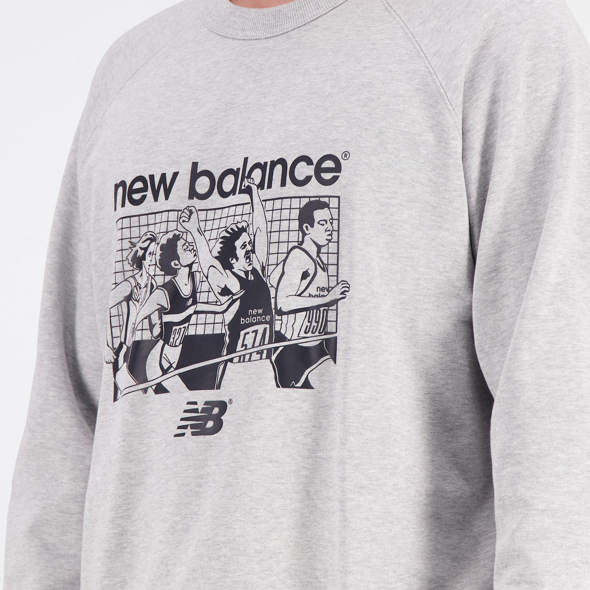  New Balance Athletics Remastered Erkek Gri T-Shirt
