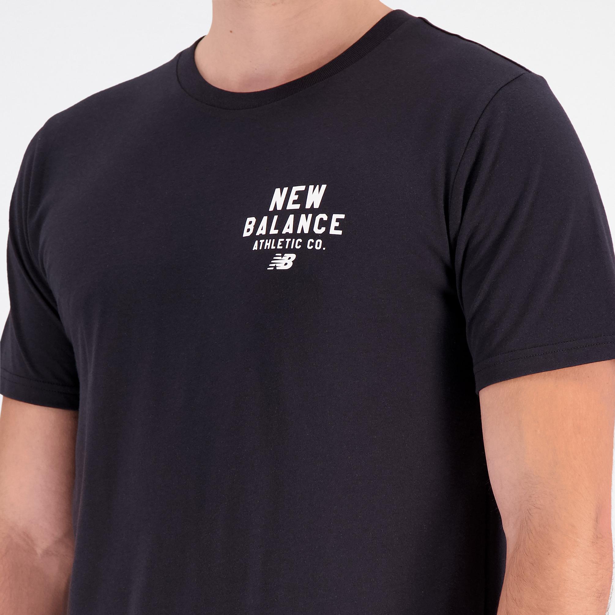 New Balance Sport Core Erkek Siyah T-Shirt