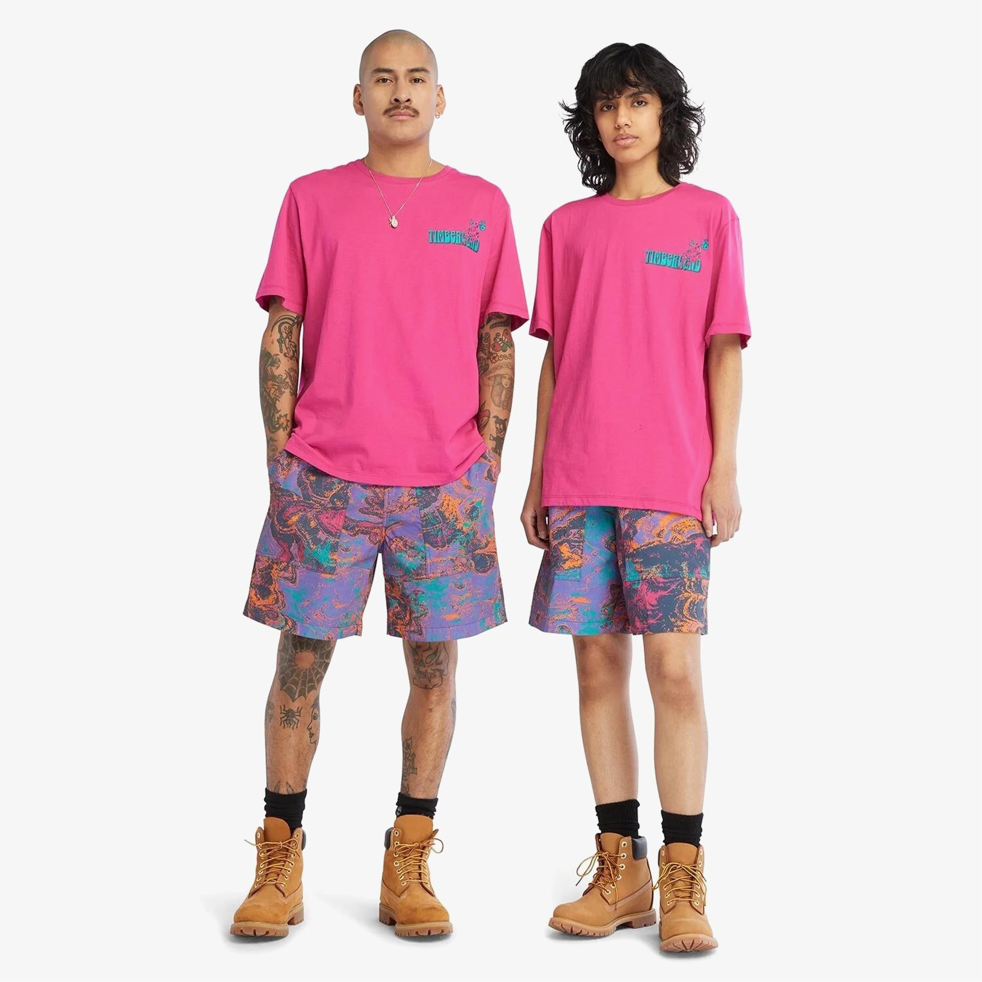  Timberland High Up In The Mountain Back Graphic Unisex Pembe T-Shirt