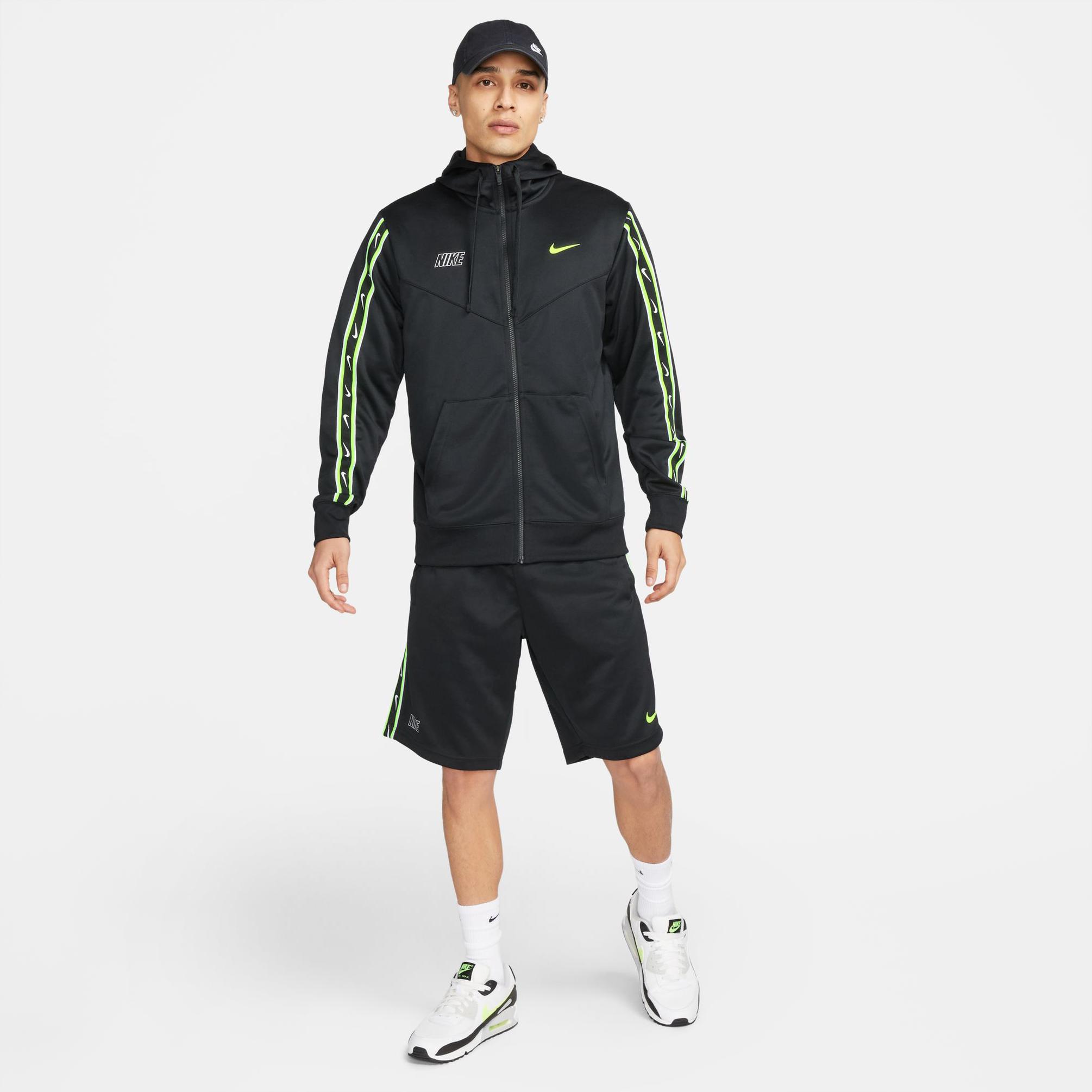  Nike Sportswear Repeat Erkek Siyah Eşofman Üstü