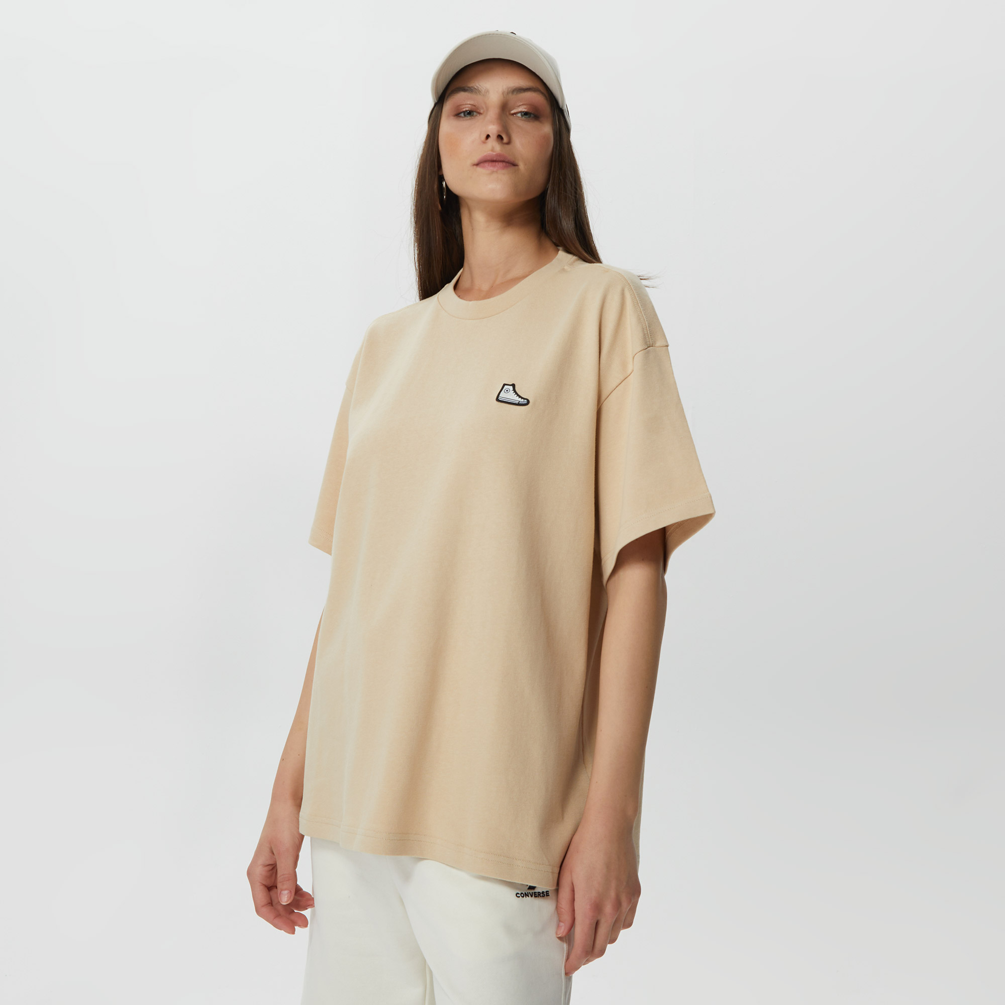 Converse Go-To  Patch Loose Fit Unisex Krem T-Shirt