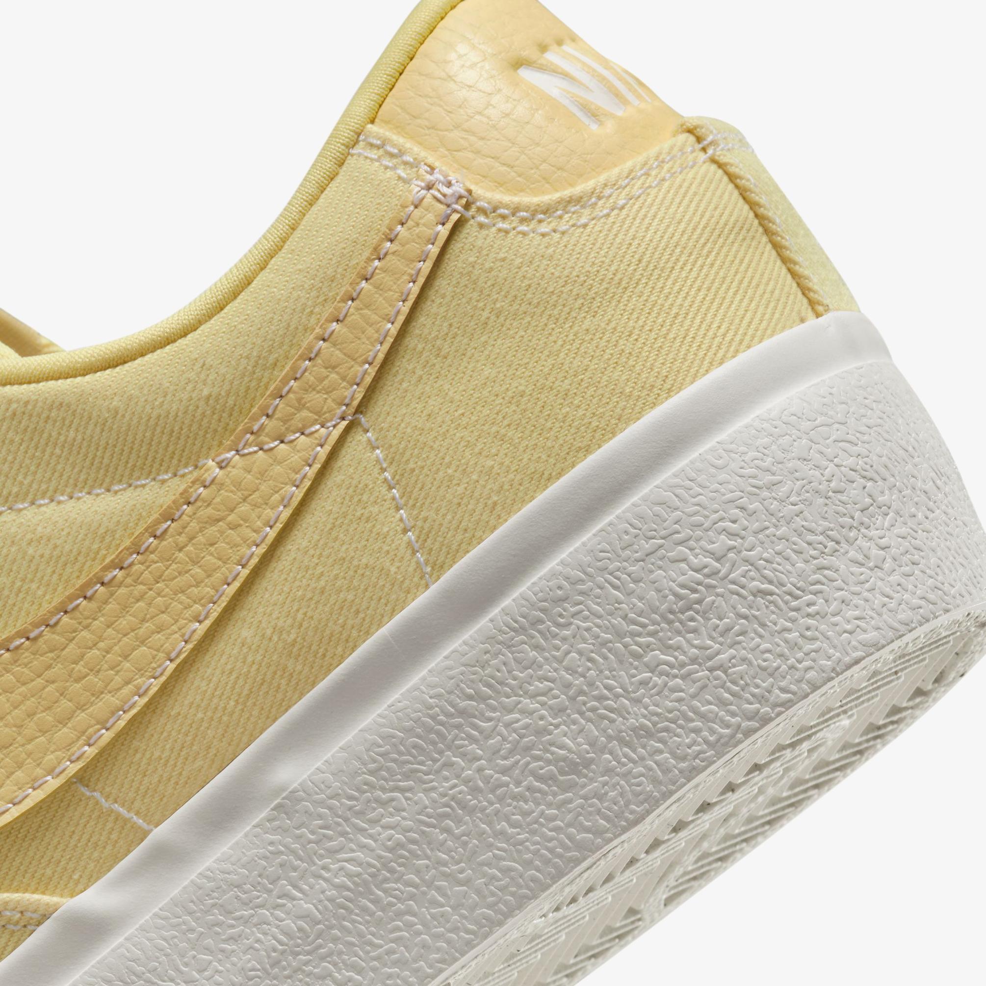  Nike Blazer Low Platform Canvas Kadın Sarı Spor Ayakkabı
