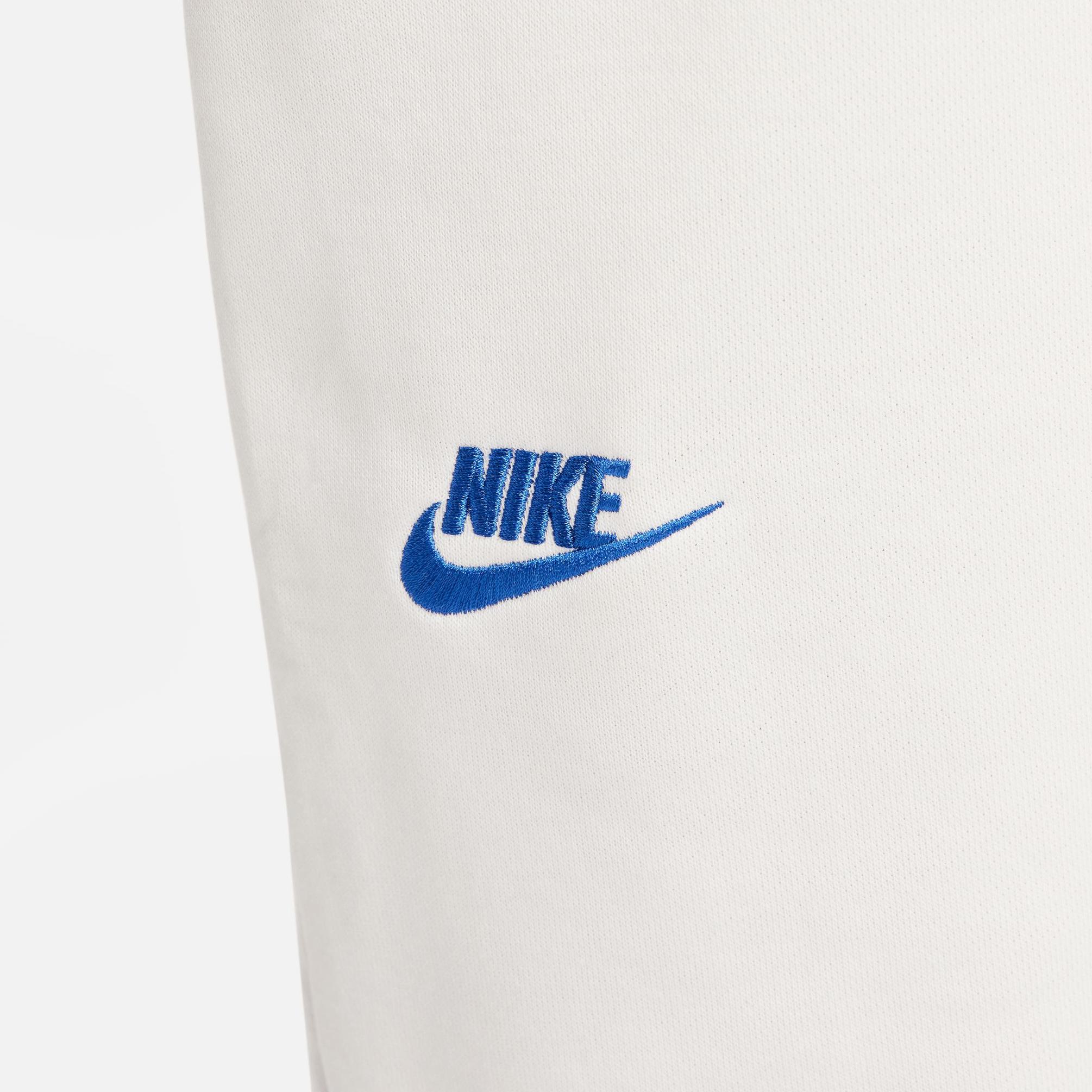  Nike Sportswear Oversized High-Waisted Kadın Beyaz Eşofman Altı