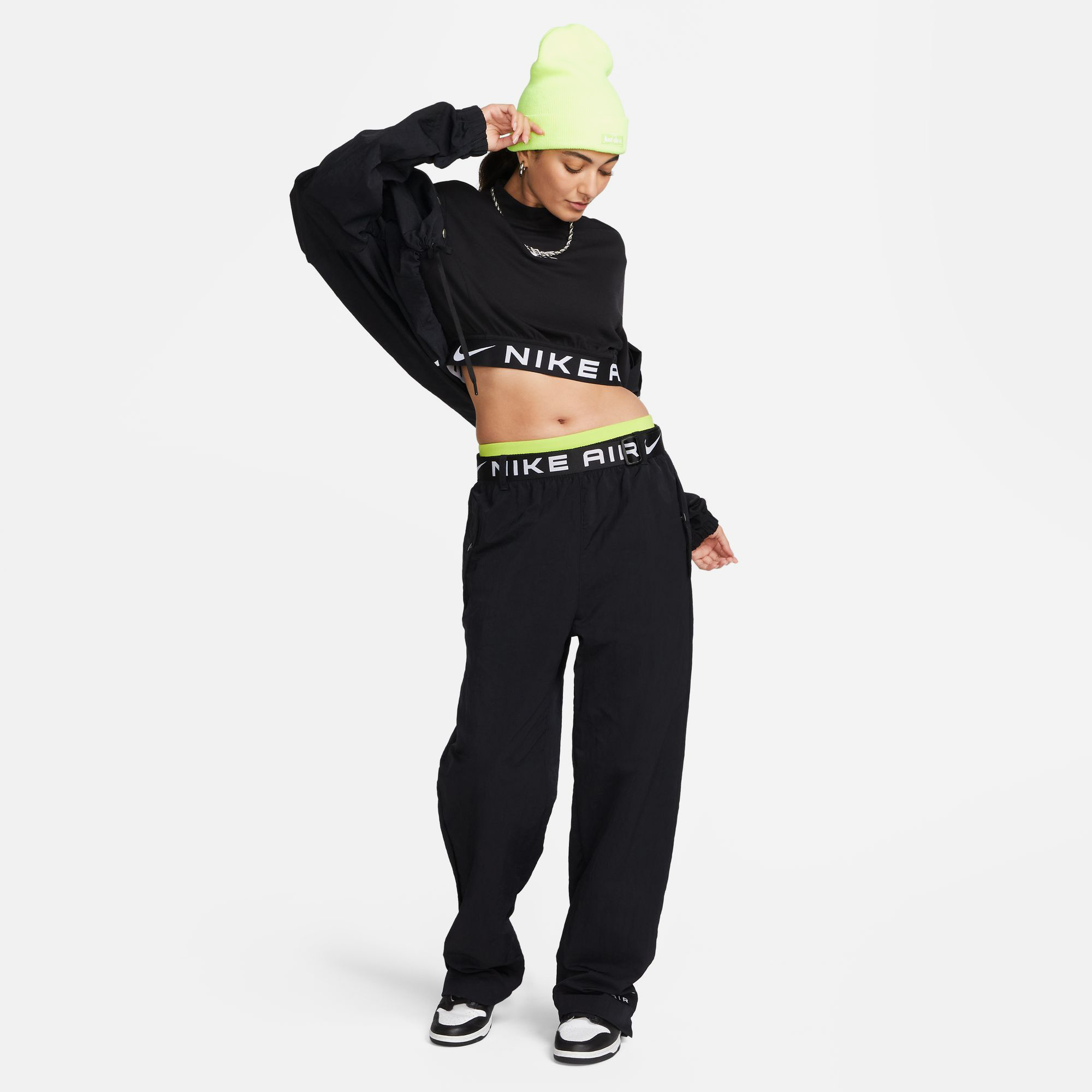 Nike Sportswear Air High Rise Woven Kadın Siyah Eşofman Altı