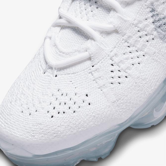  Nike Air VaporMax 2023 Flyknit Kadın Beyaz Spor Ayakkabı