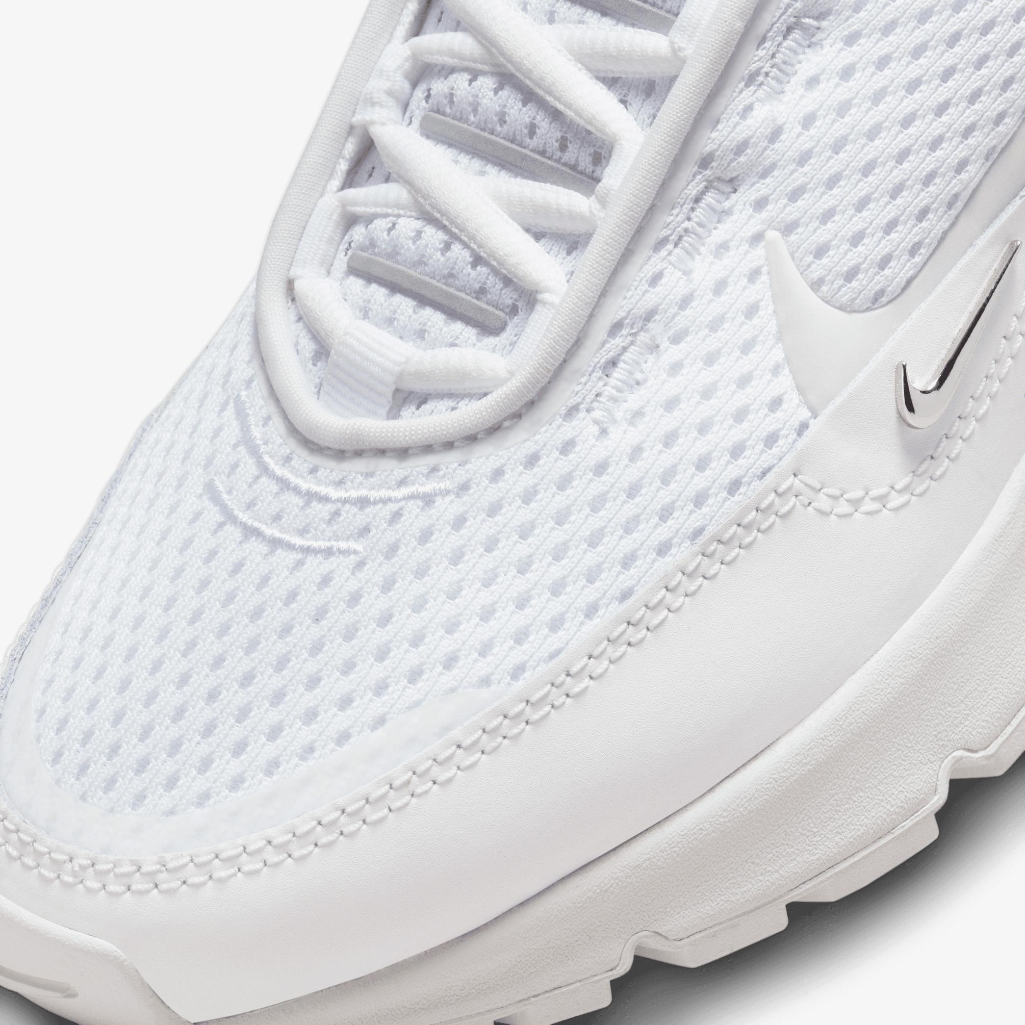  Nike Air Max Pulse Kadın Beyaz Sneaker