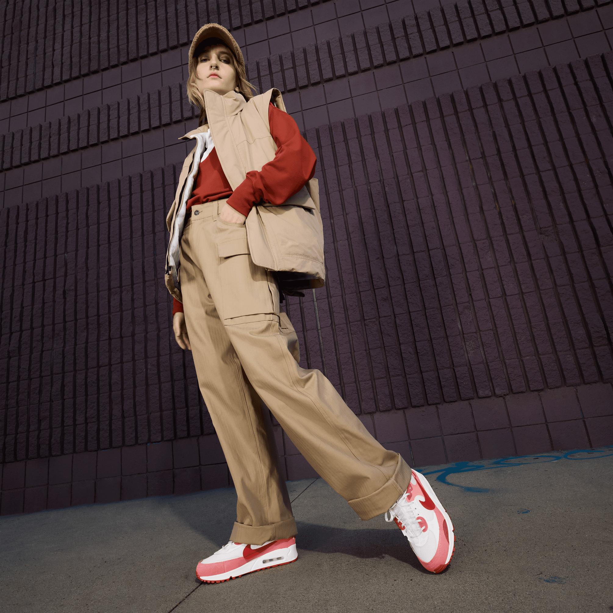 Nike Air Max 90 Futura Kadın Kırmızı Sneaker