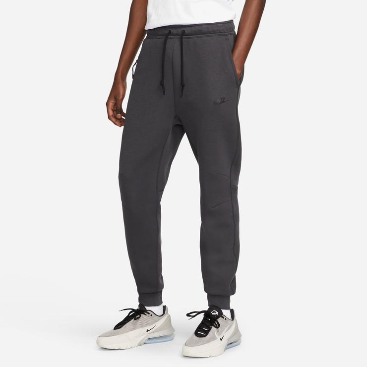 Nike tech slim fit hotsell