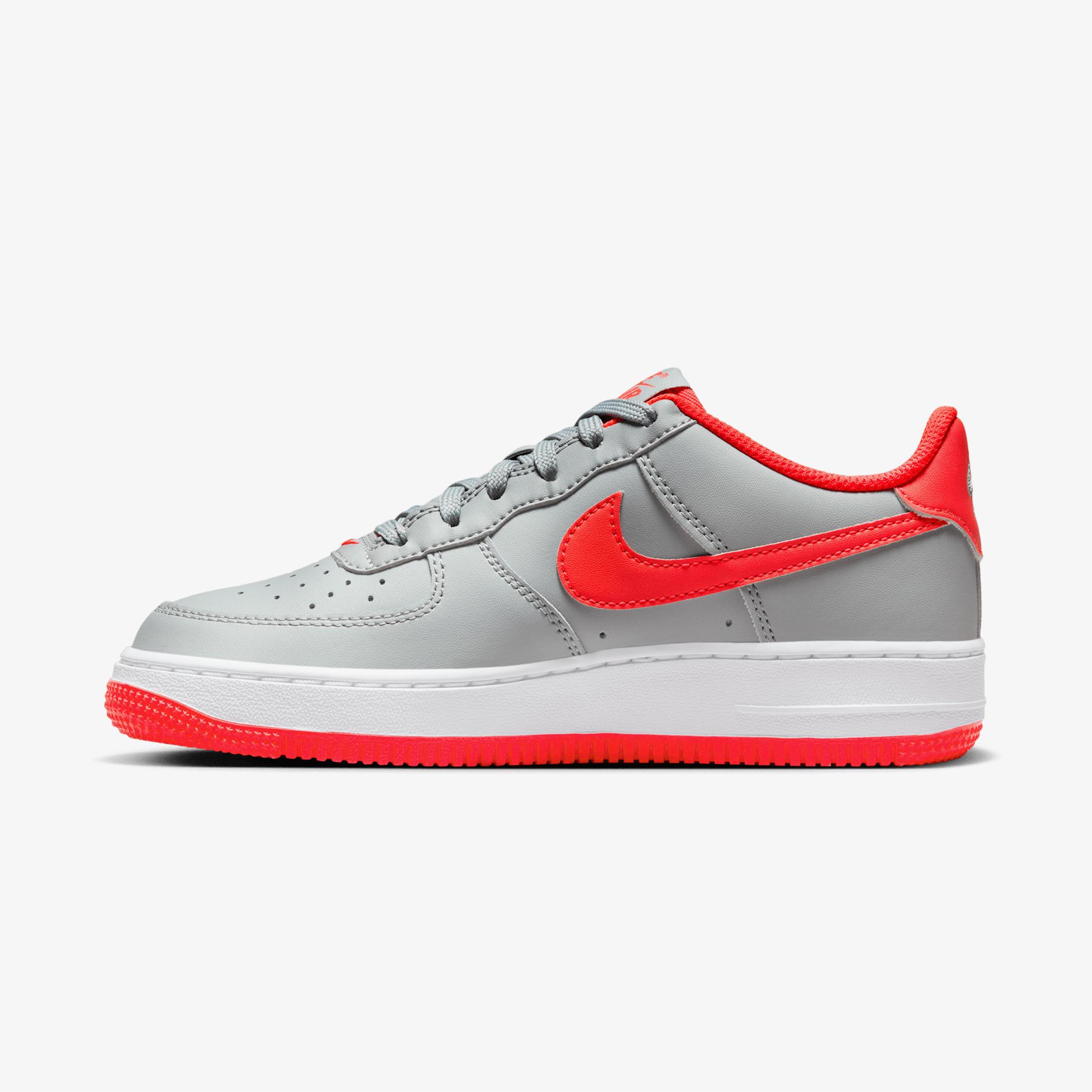  Nike Air Force 1  Kadın Gri/Kırmızı Sneaker