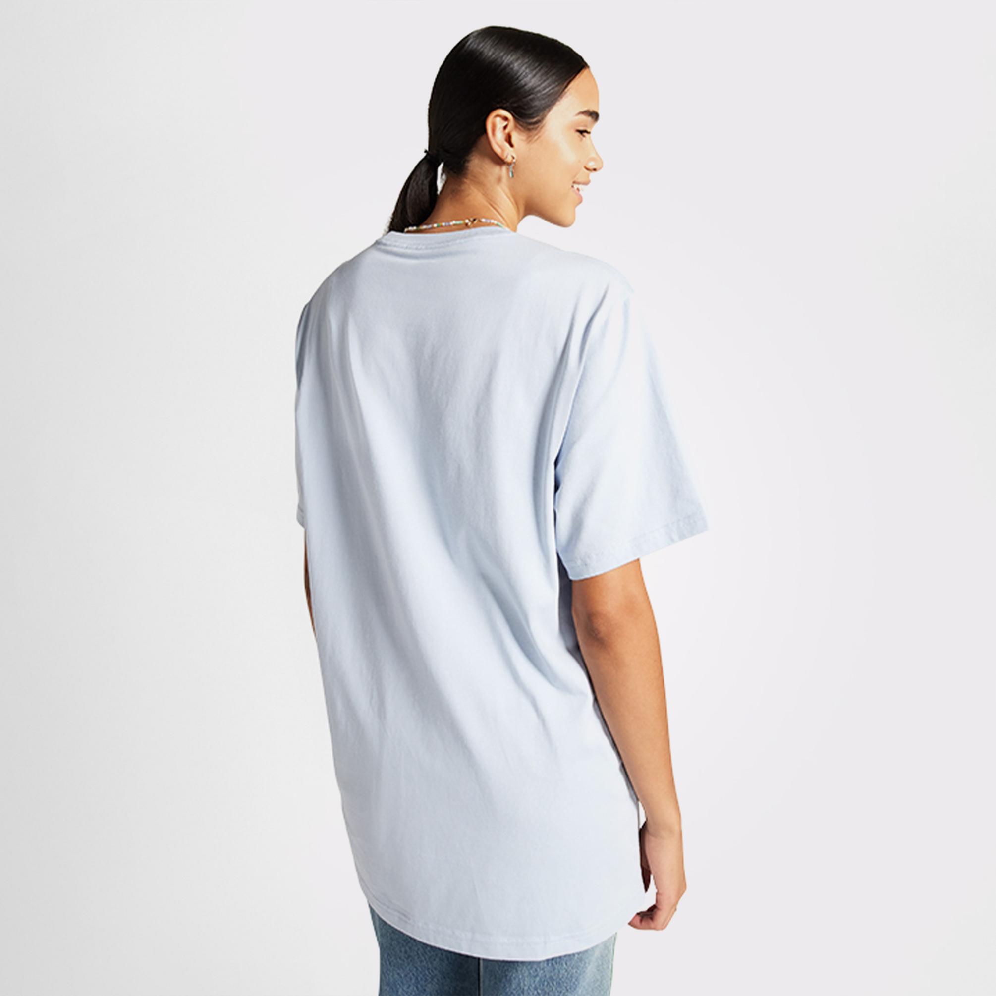  Converse Converse Go-To Embroidered Star Chevron Standard-Fit Unisex Mavi T-Shirt