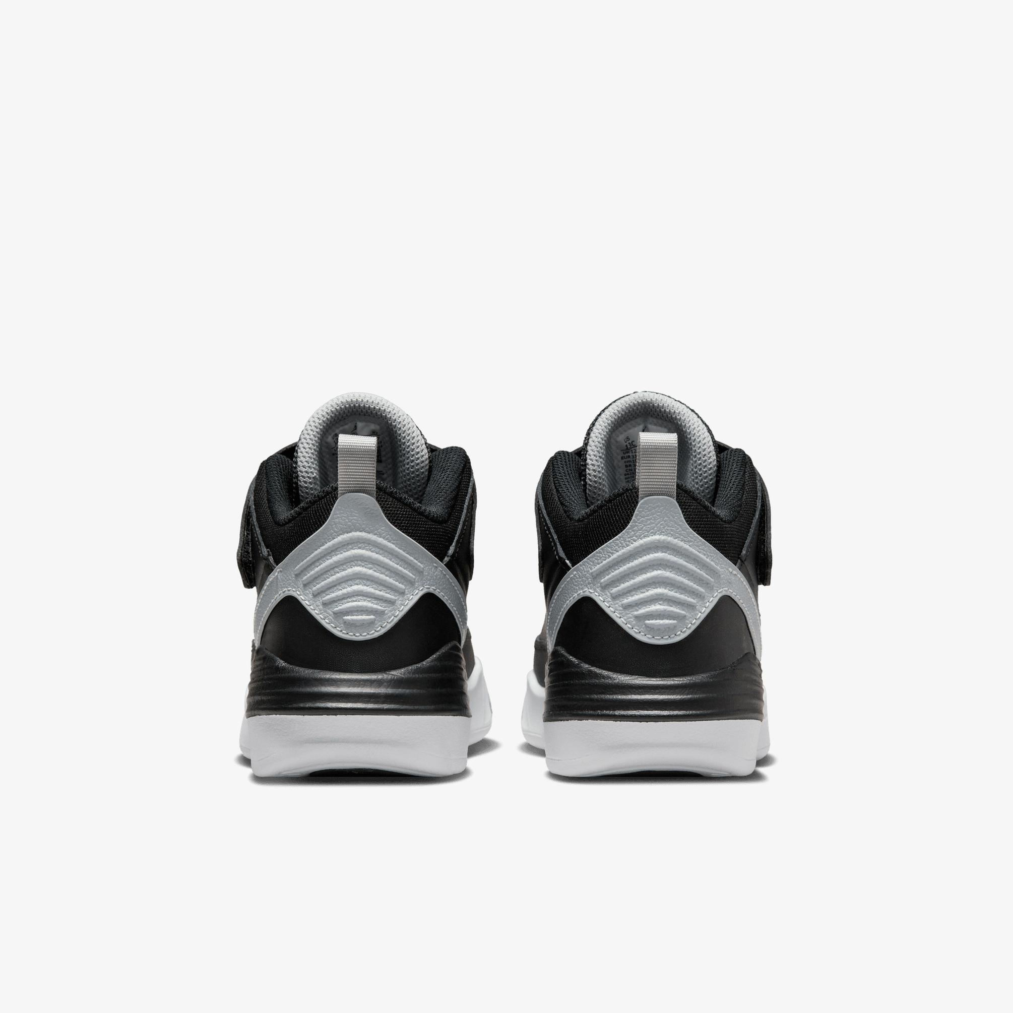  Jordan Max Aura 5 Çocuk Siyah Spor Ayakkabı