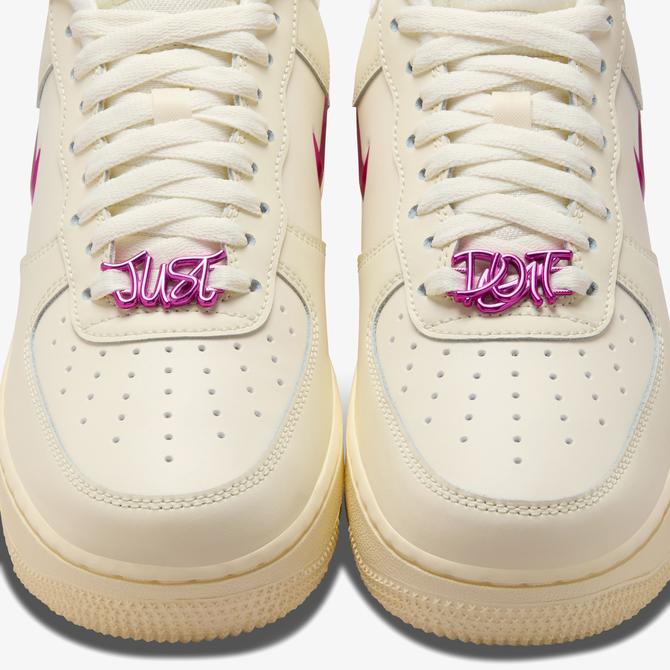  Nike Air Force 1 07 Sportswear Kadın Beyaz Spor Ayakkabı