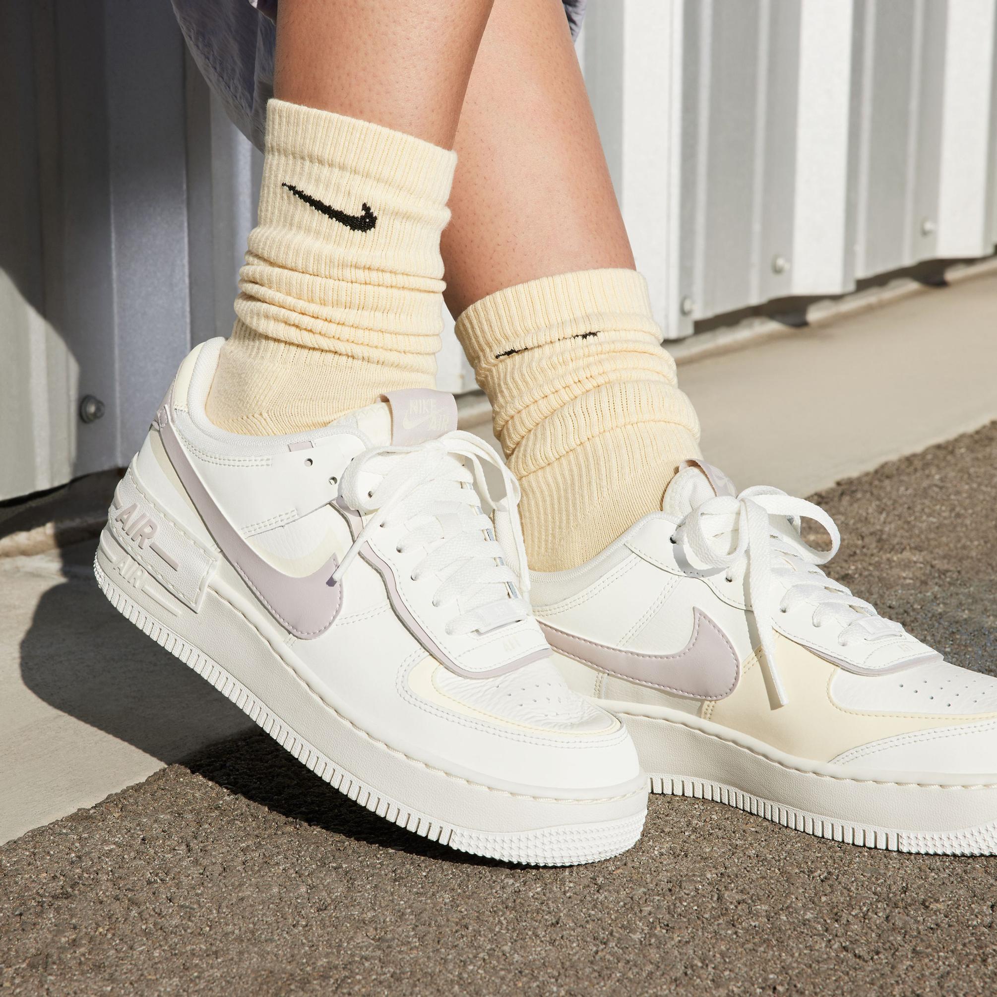  Nike Air Force 1 Shadow Sportswear Kadın Beyaz Spor Ayakkabı