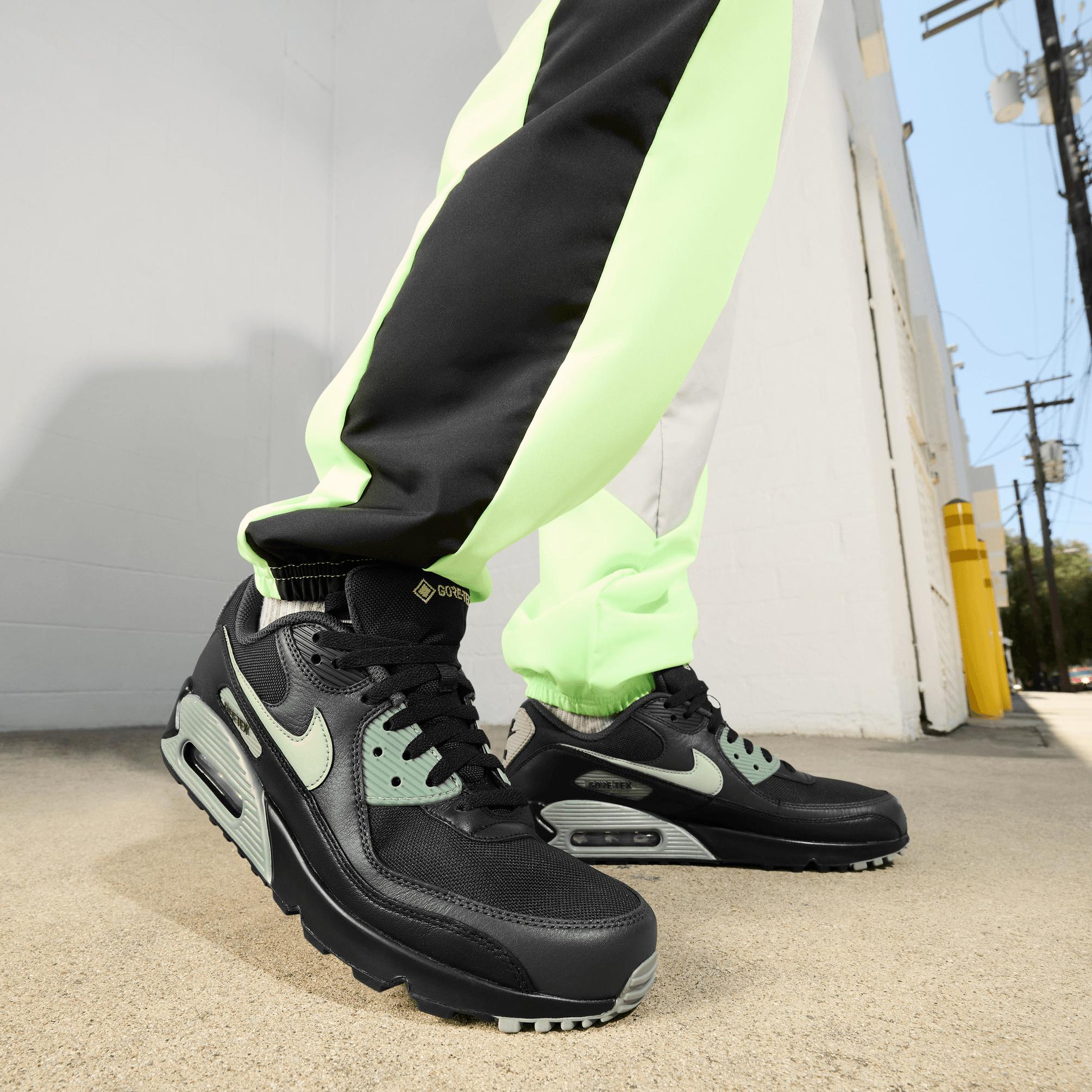  Nike Air Max 90 Gore-Tex Erkek Siyah Sneaker