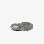 New Balance 740 Çocuk Beyaz Sneaker